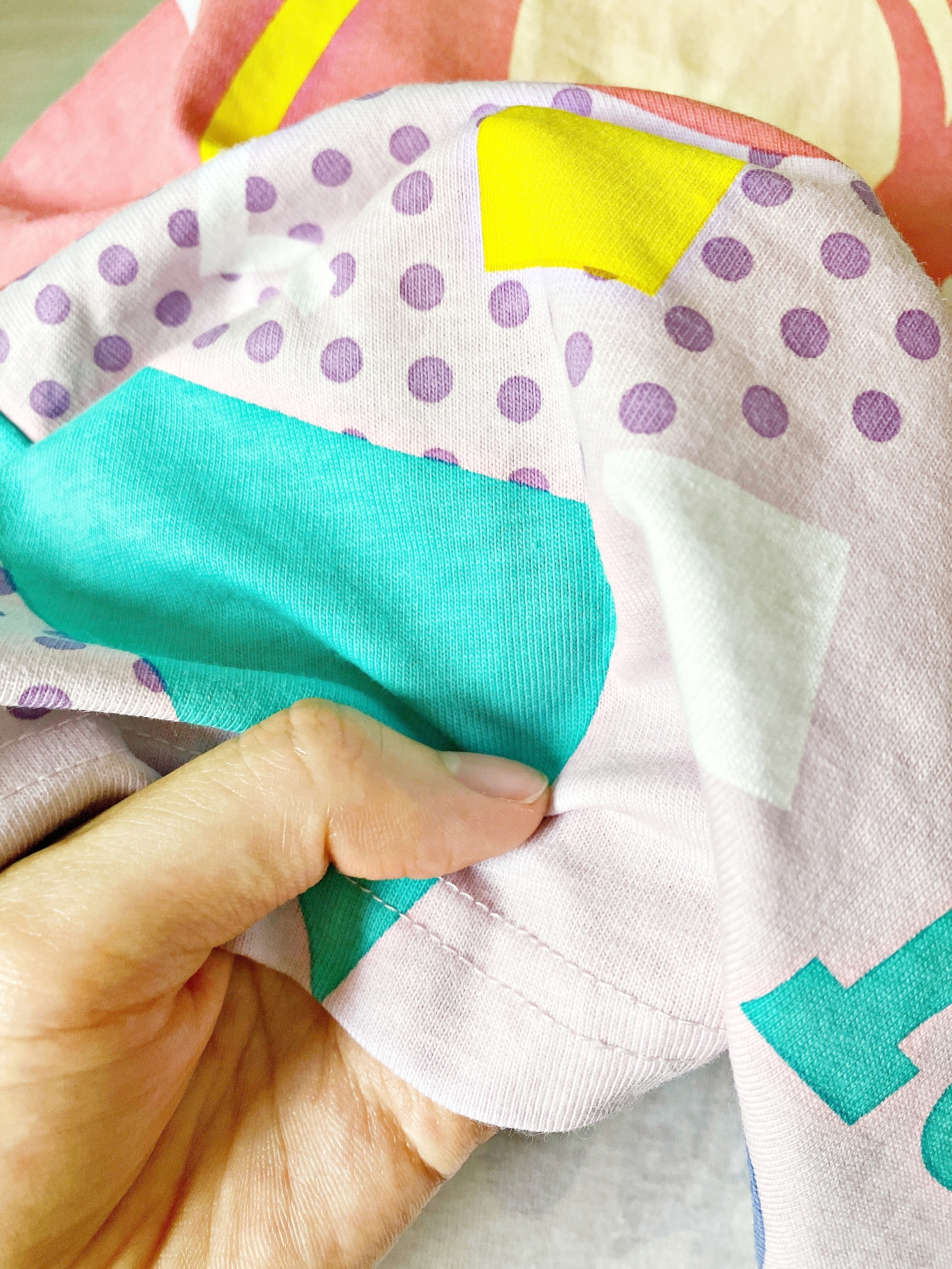 ディズニーランドのおすすめTシャツ「Tシャツ ユニセックス ミッキー ミニー」