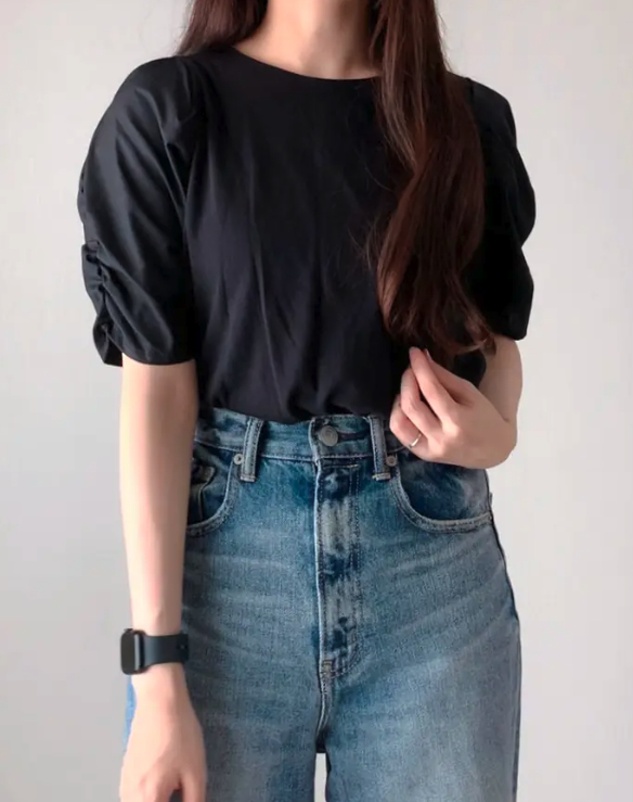 しまむらのオススメのトップス「TNKソデフハクラッフルT」