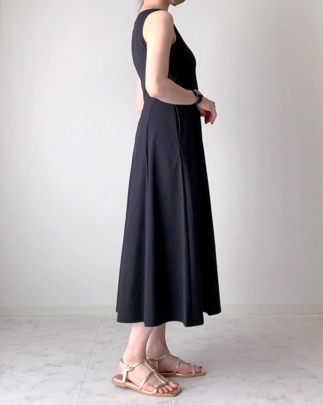 UNIQLO(ユニクロ)のおすすめひんやりアイテム「ウルトラストレッチエアリズムワンピース」