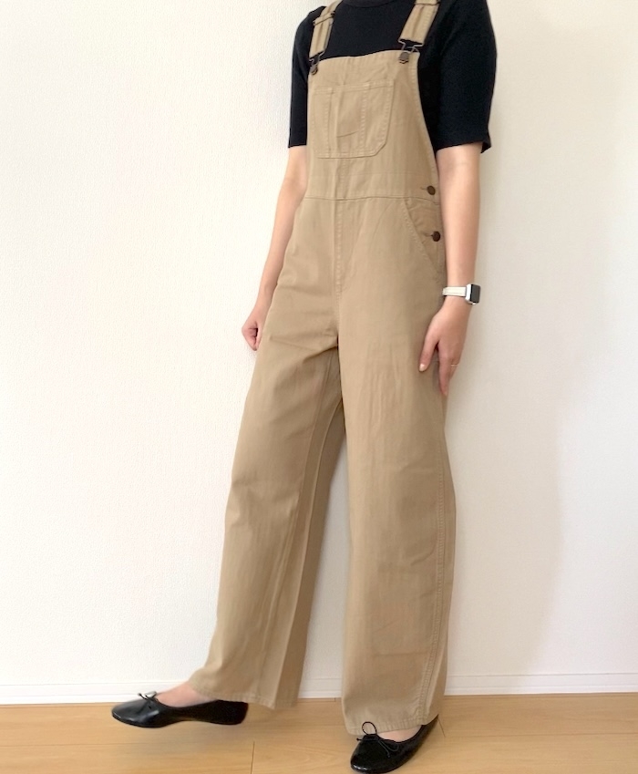 GU（ジーユー）のおすすめファッションアイテム「ペインターオーバーオール+E」