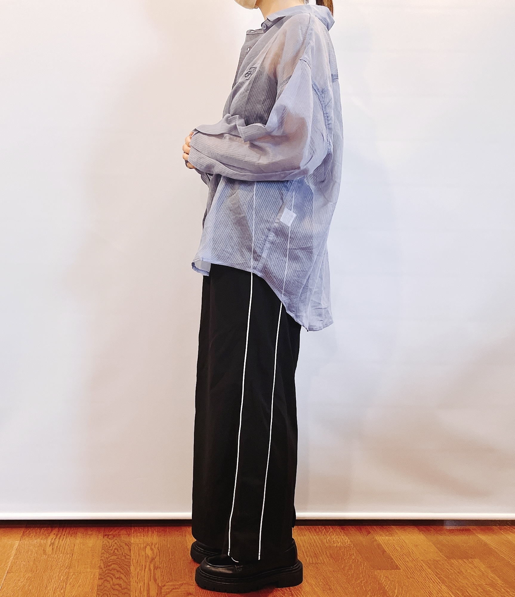 しまむらのおすすめファッションアイテム「シアーストライプシシュウSH」