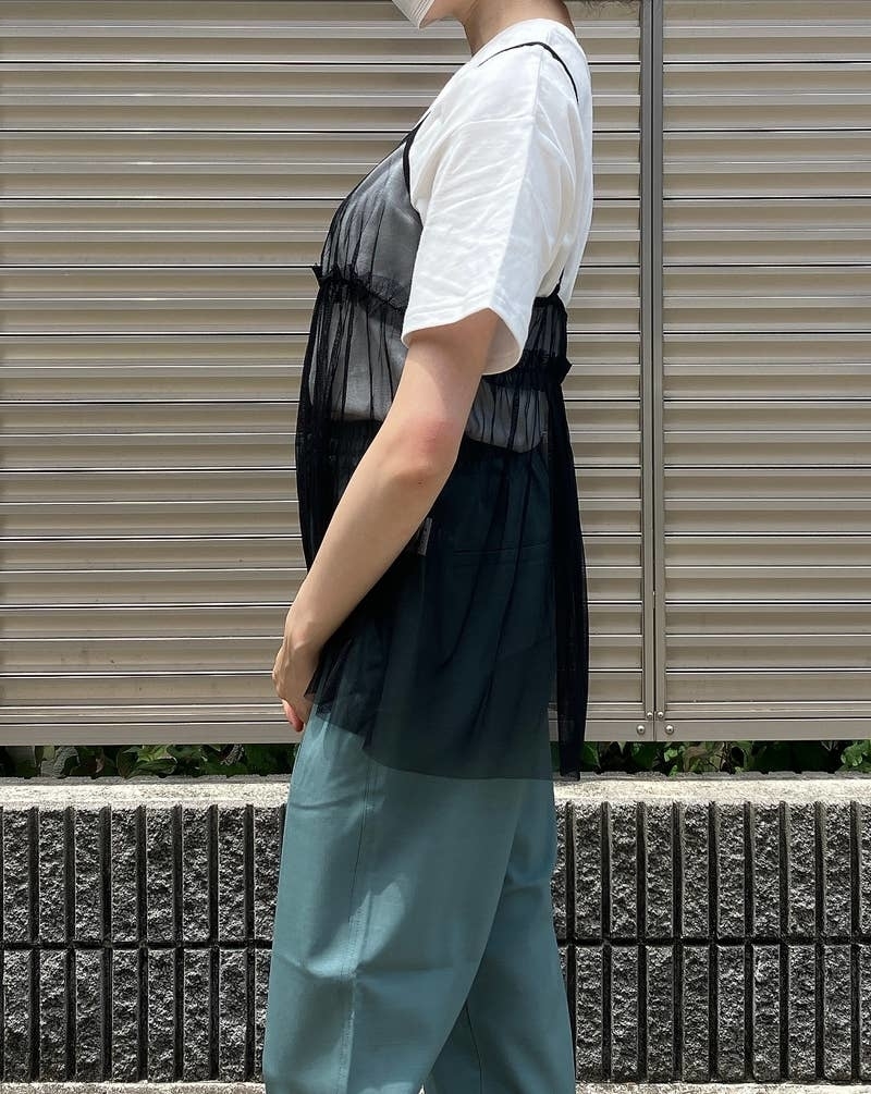 ハニーズのオススメのトップス「Tシャツ付チュールキャミ」