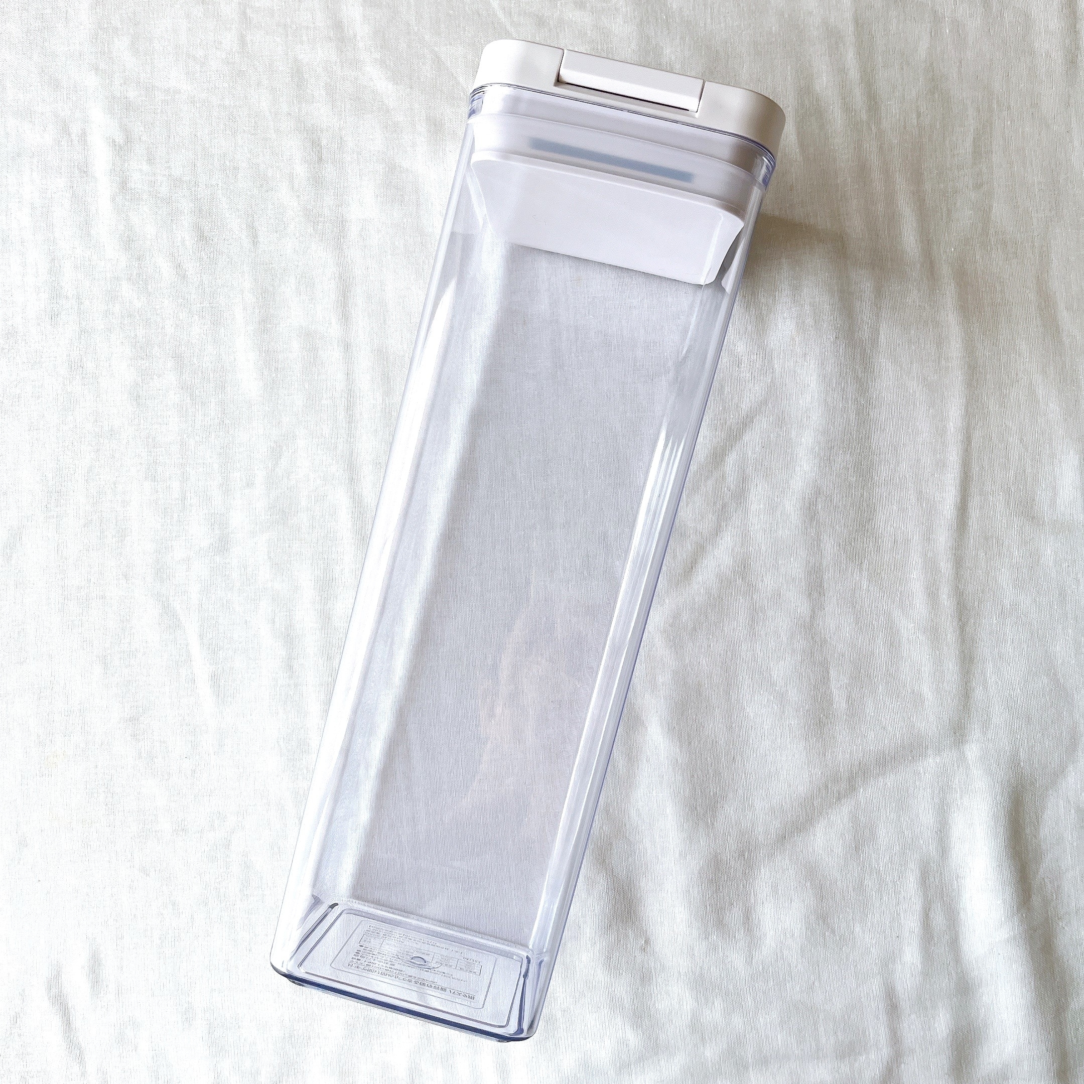 カインズのオススメのグッズ「片手で開け閉めができる保存容器パスタ用」