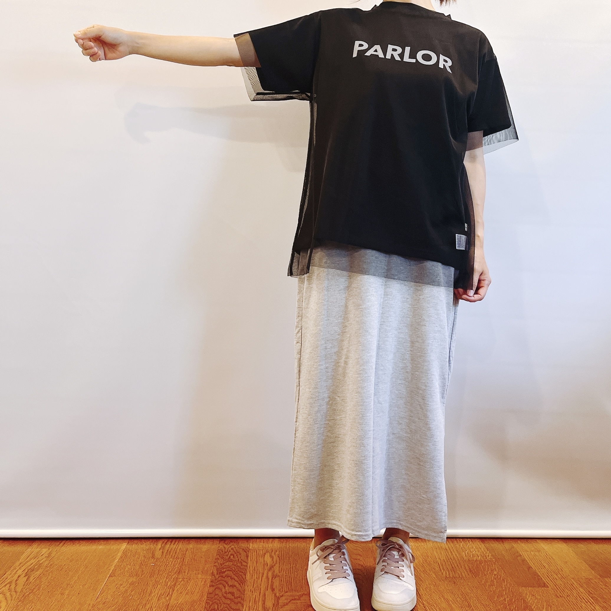 しまむらのオススメのトップス「2セットTチュール＋ロゴT」