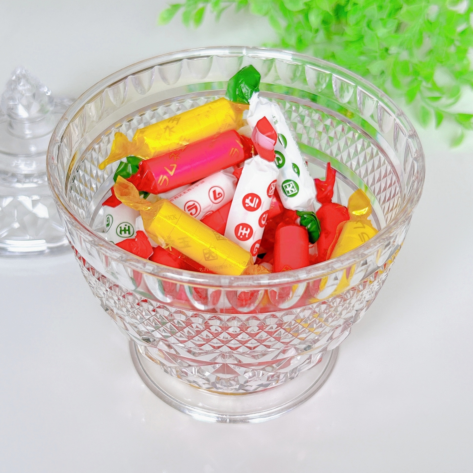 DAISO（ダイソー）のおすすめ小物入れ「シャイニーポット」