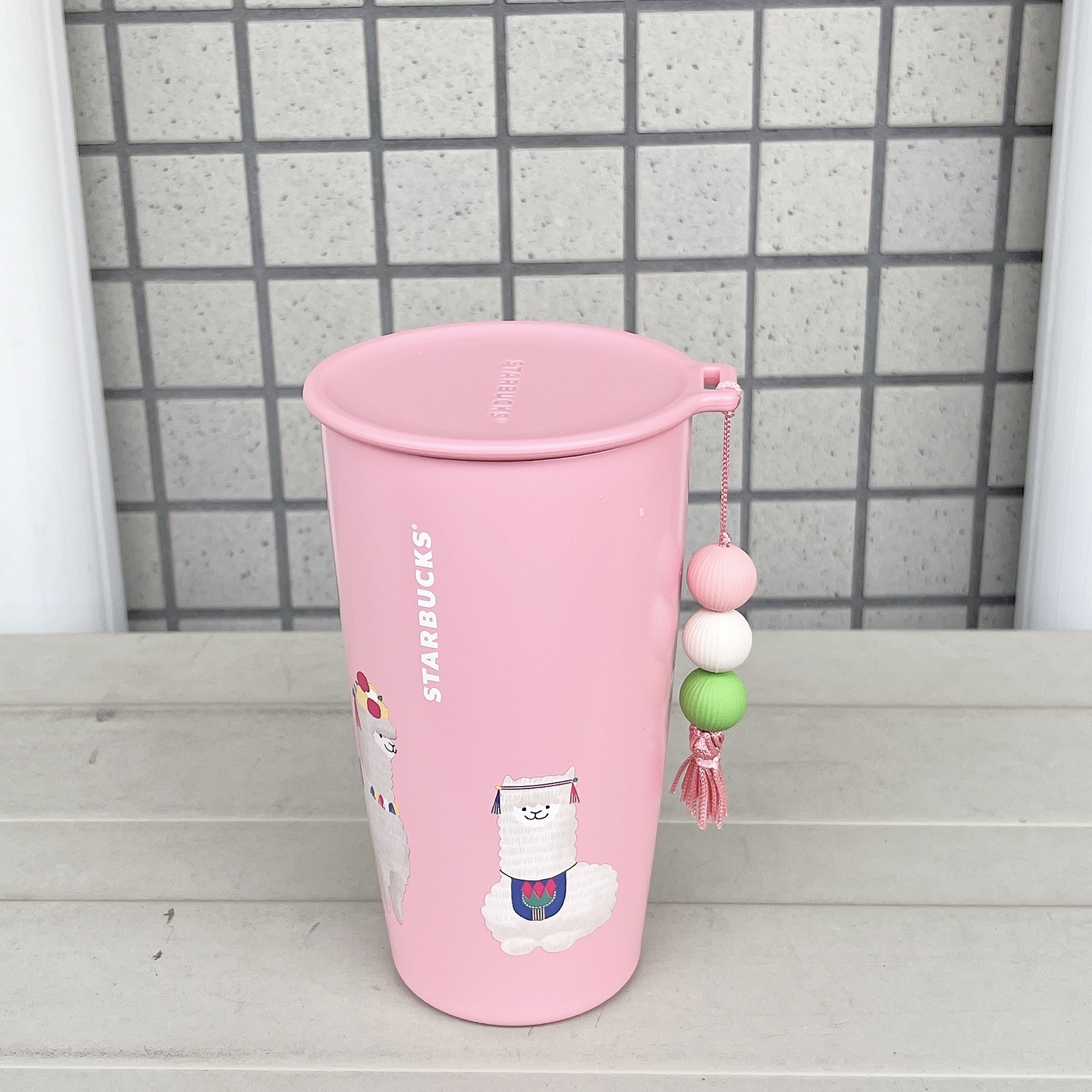 Starbucks Coffee(スターバックス コーヒー)のおすすめアイテム「カップシェイプステンレスボトルアルパカ355ml」