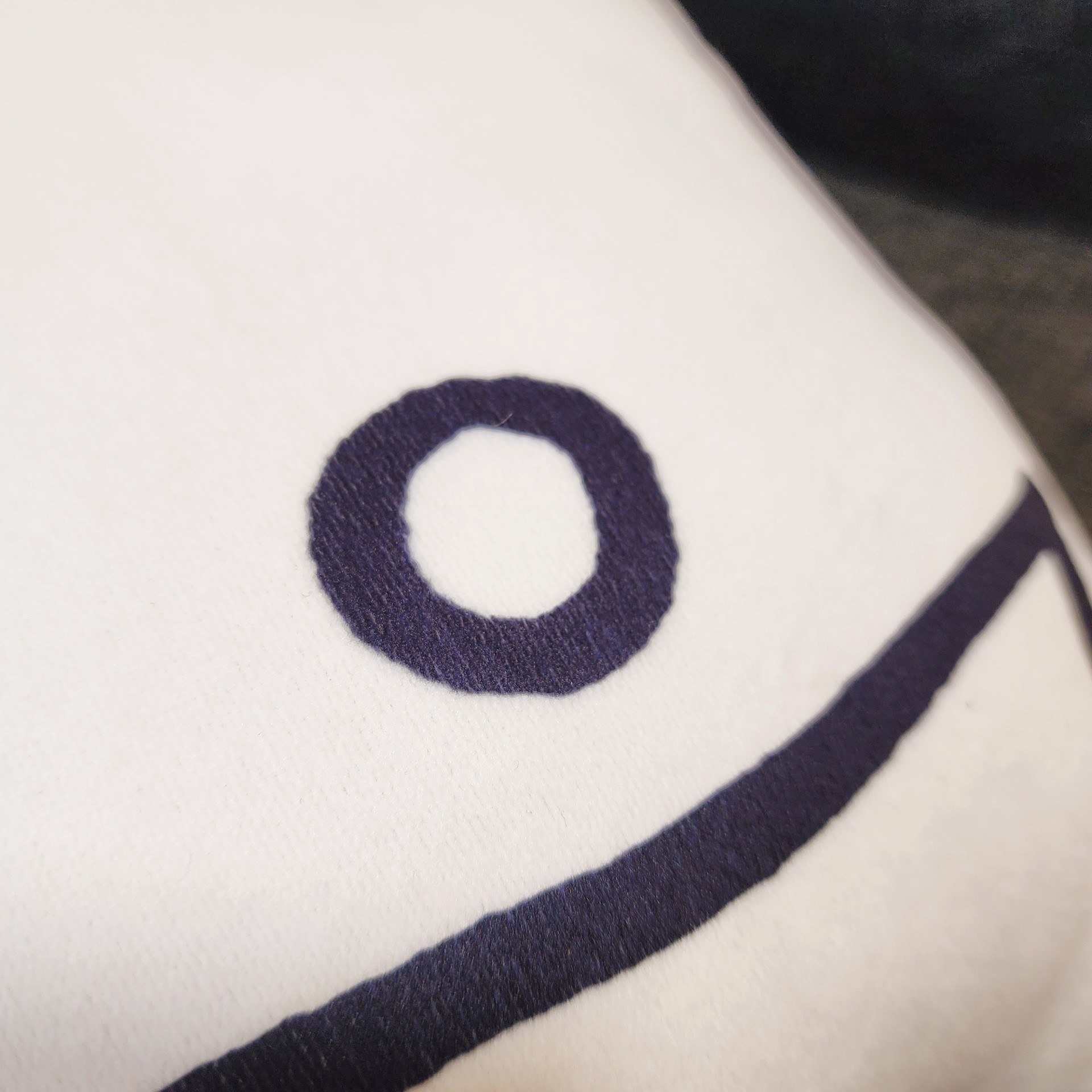 NITORI（ニトリ）のおすすめキャラクター枕「ちいかわ もちもちダイカット抱き枕」