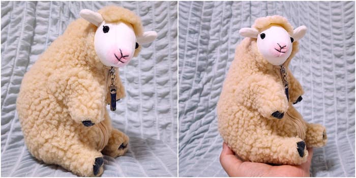 フェリシモのおすすめ雑貨「YOU+MORE！ 羊の毛刈りがいつでもどこでも楽しめる 羊の毛刈りぬいぐるみ」