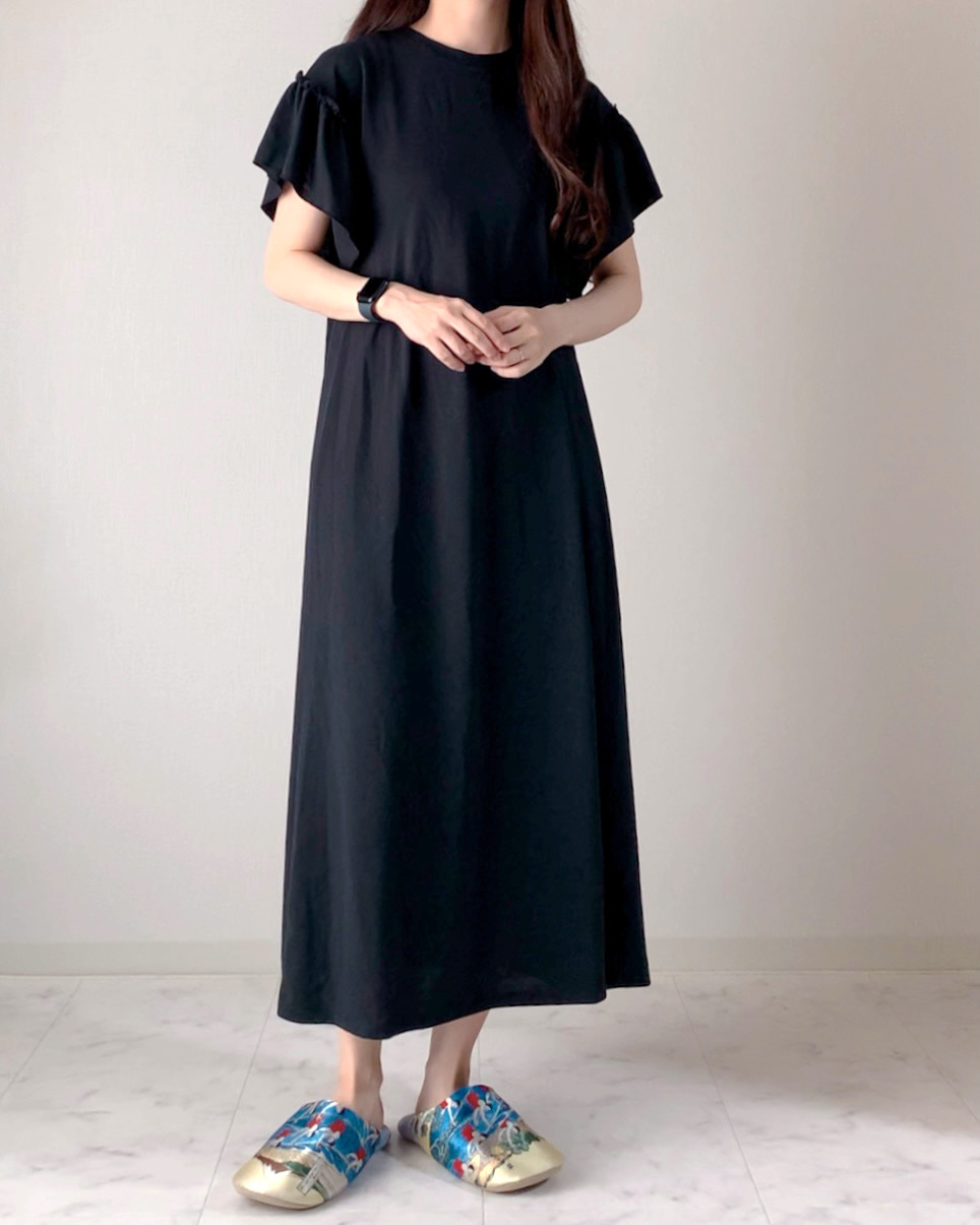 しまむらのおすすめファッションアイテム「TT*ソデフリルフレンチOP」のコーディネート