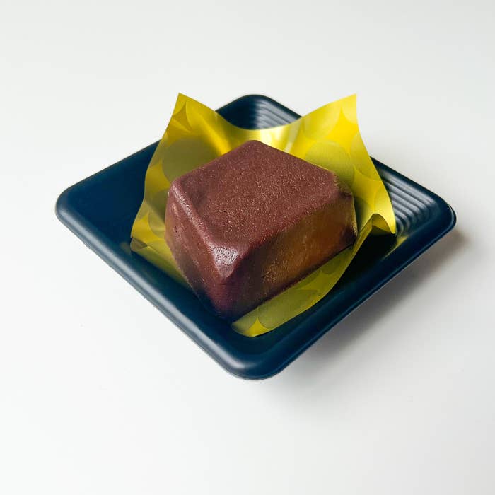 LAWSON（ローソン）のおすすめスイーツ「テリーヌショコラ フランス産チョコレート使用」