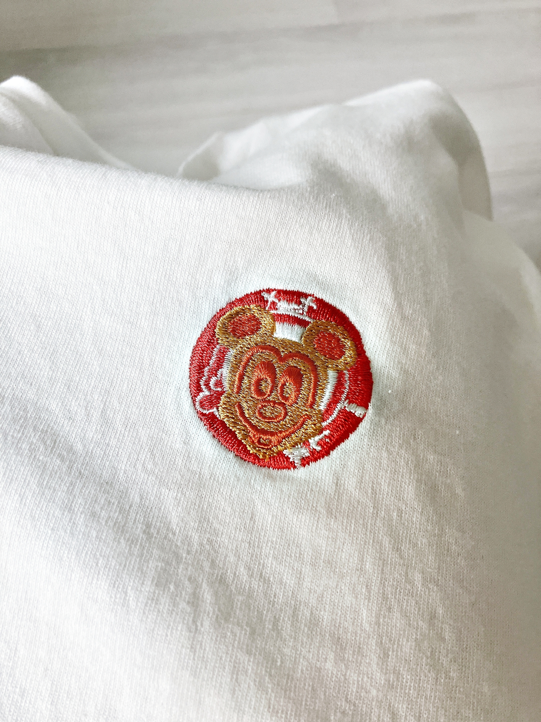 ディズニーランドのおすすめTシャツ「Tシャツ ユニセックス ミッキー」