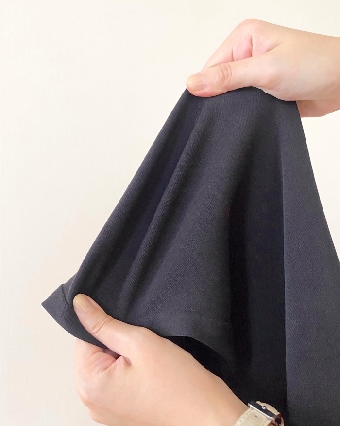 UNIQLO（ユニクロ）のおすすめファッションアイテム「ウルトラストレッチナロースカート」