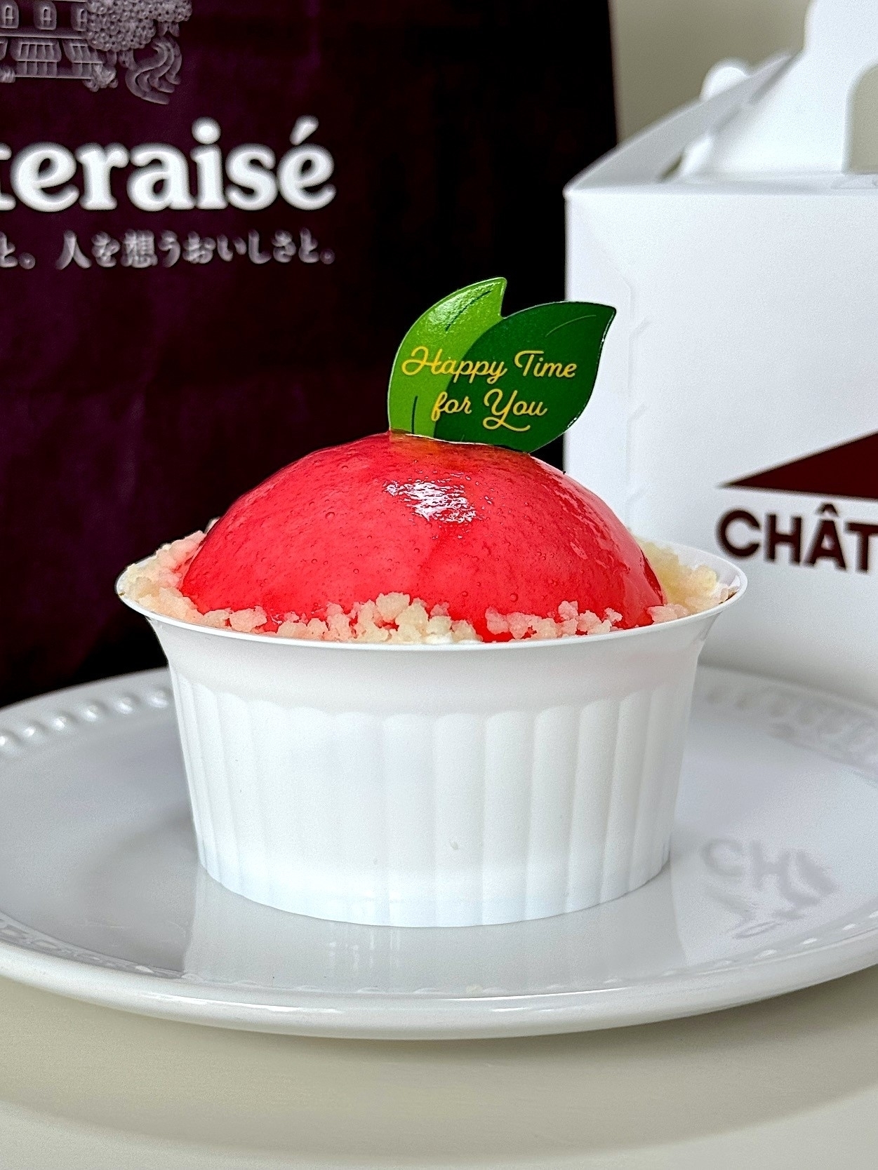シャトレーゼのおすすめスイーツ「まんまる白桃ケーキ」