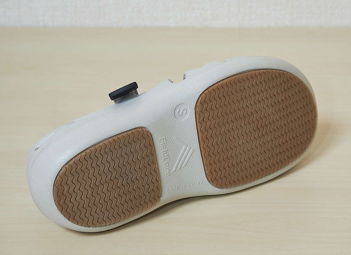 WORKMAN(ワークマン)のおすすめファッションアイテム「ボーンサンダル」