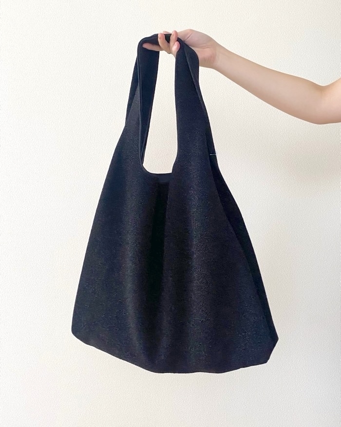 GU(ジーユー)のおすすめファッションアイテム「ラメトートバッグ+E」