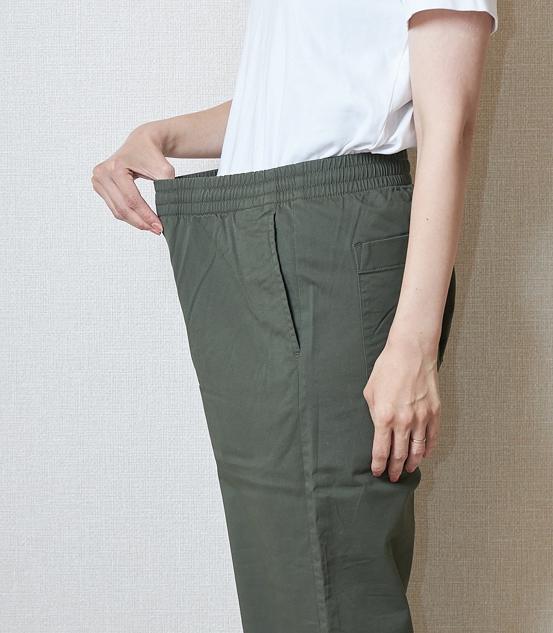 UNIQLO（ユニクロ）のおすすめファッションアイテム「ストレッチイージーアンクルパンツ」