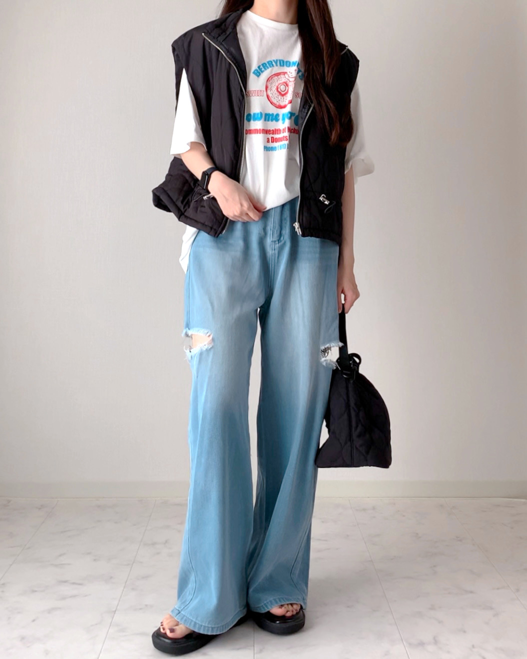 しまむらのおすすめファッションアイテム「TT*ドーナツT」のコーディネート