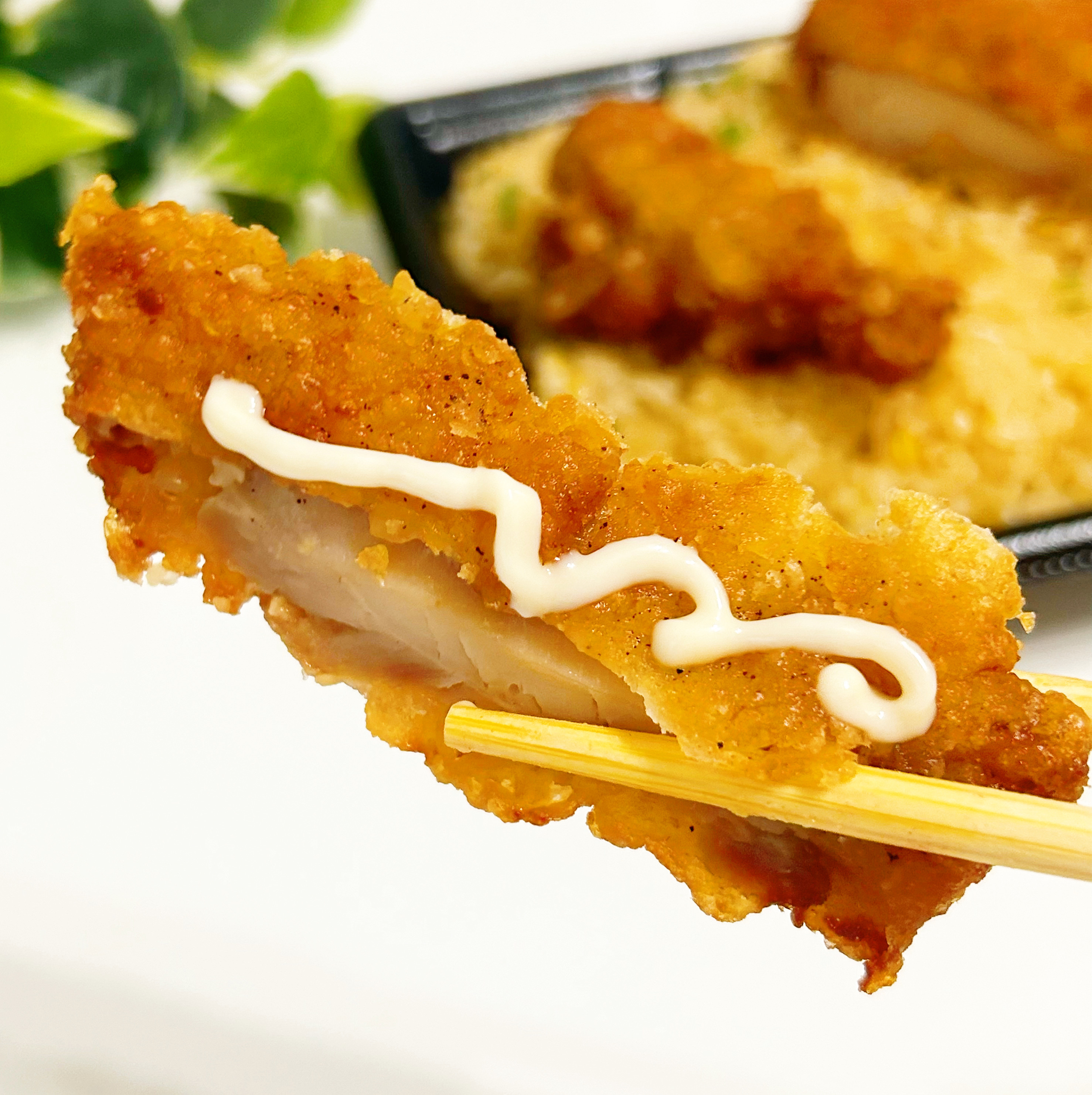 FamilyMart（ファミリーマート）のおすすめお弁当「大盛炒飯！山賊焼弁当」