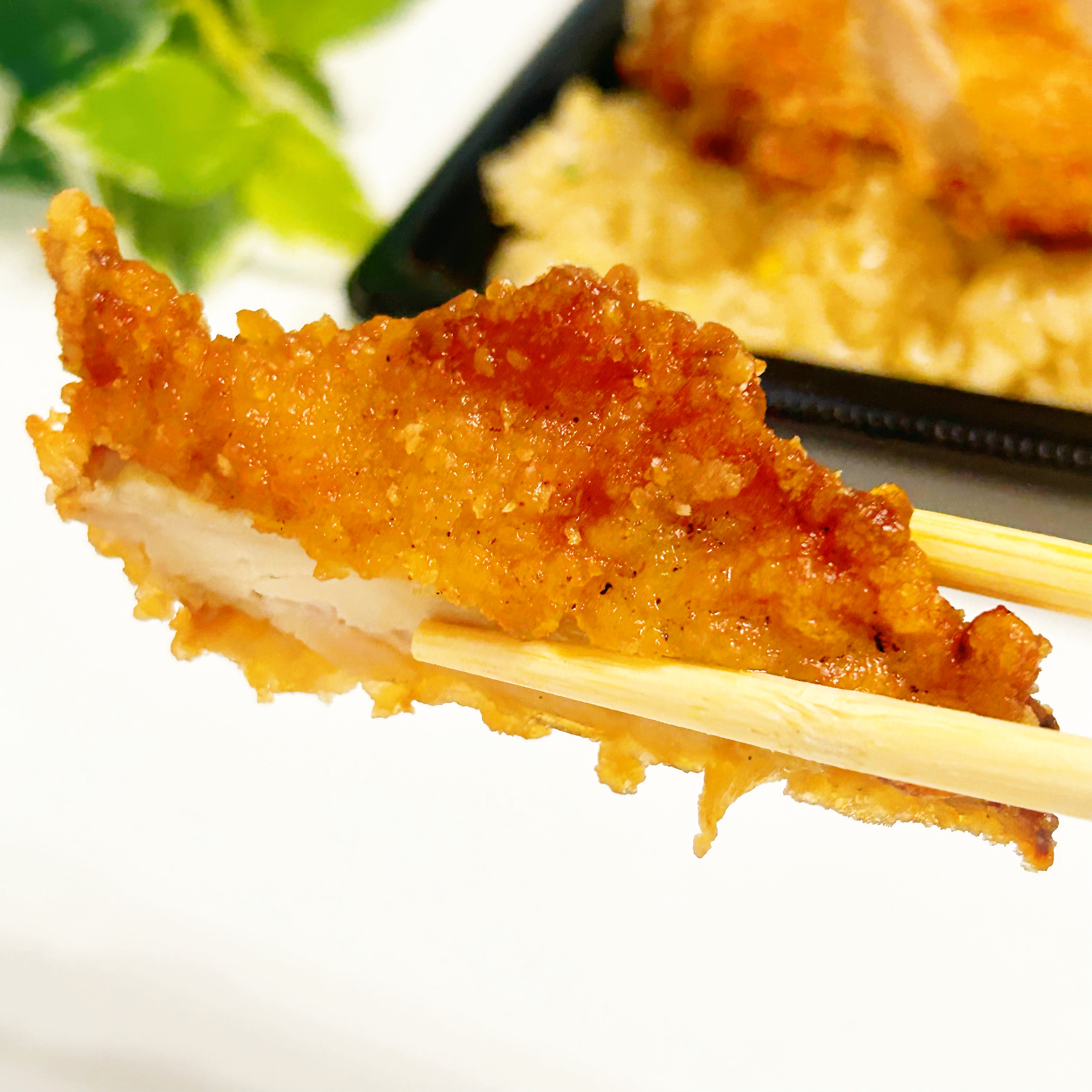 FamilyMart（ファミリーマート）のおすすめお弁当「大盛炒飯！山賊焼弁当」