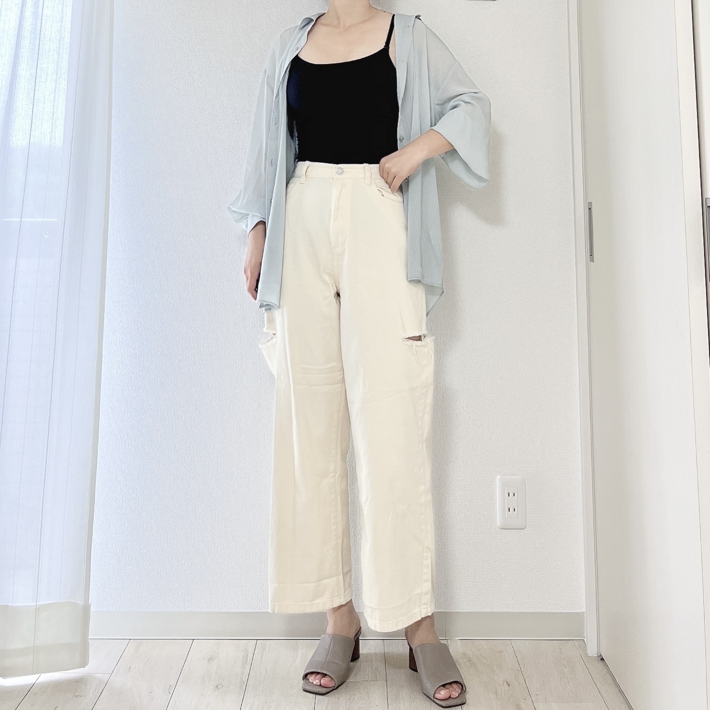 Honeys(ハニーズ)のおすすめファッションアイテム「ダメージデニムパンツ」