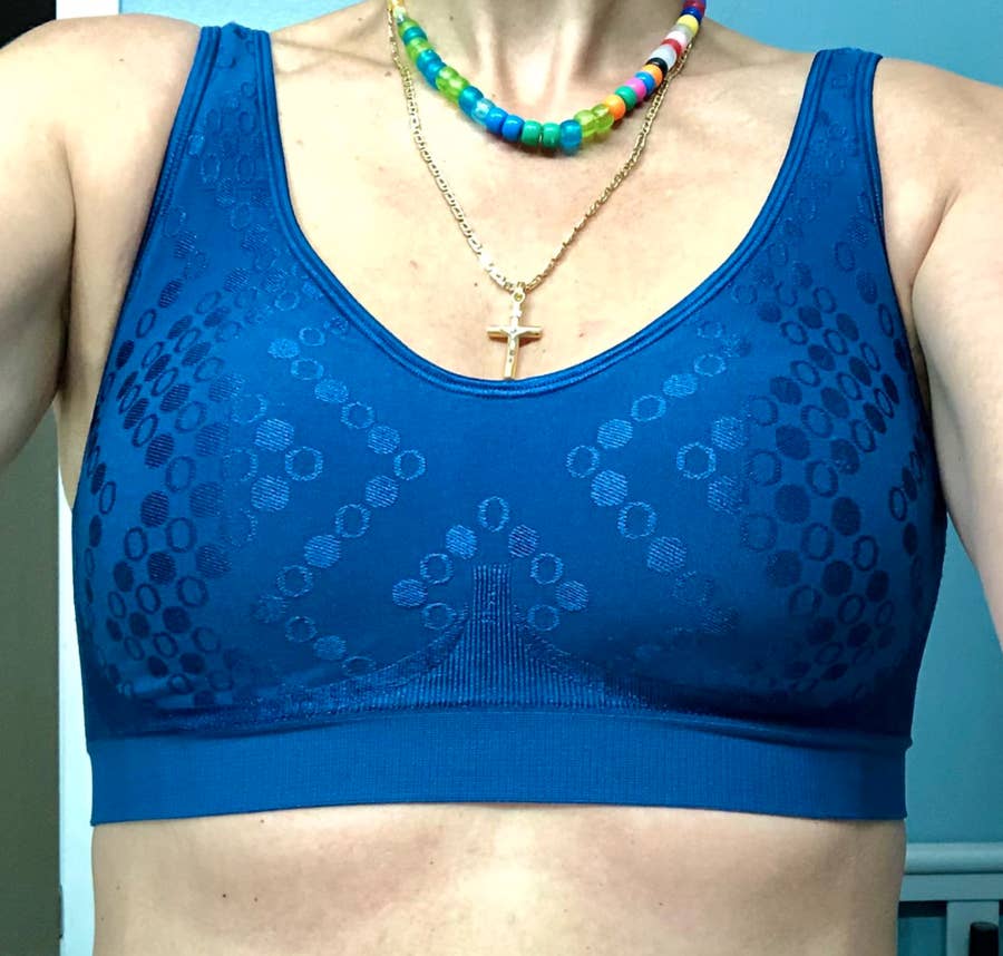 30 Best Moisture Wicking Bras For Sweaty People