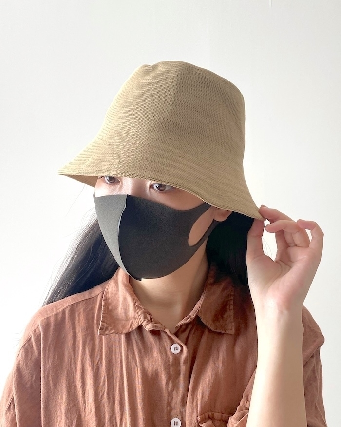 ユニクロのオススメのグッズ「UVカットニットバケットハット」