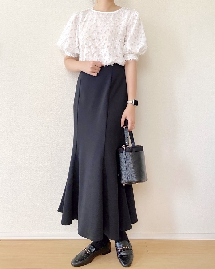 GUのおすすめアイテム「カットジャカードブラウス（5分袖）Z+E」