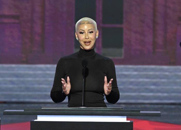 Closeup of Amber Rose at a podium