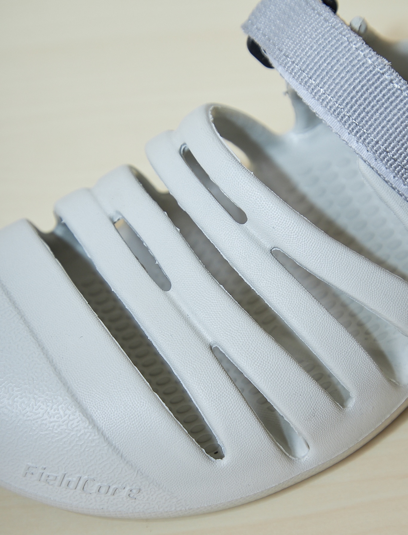 WORKMAN（ワークマン）のおすすめファッションアイテム「ボーンサンダル」