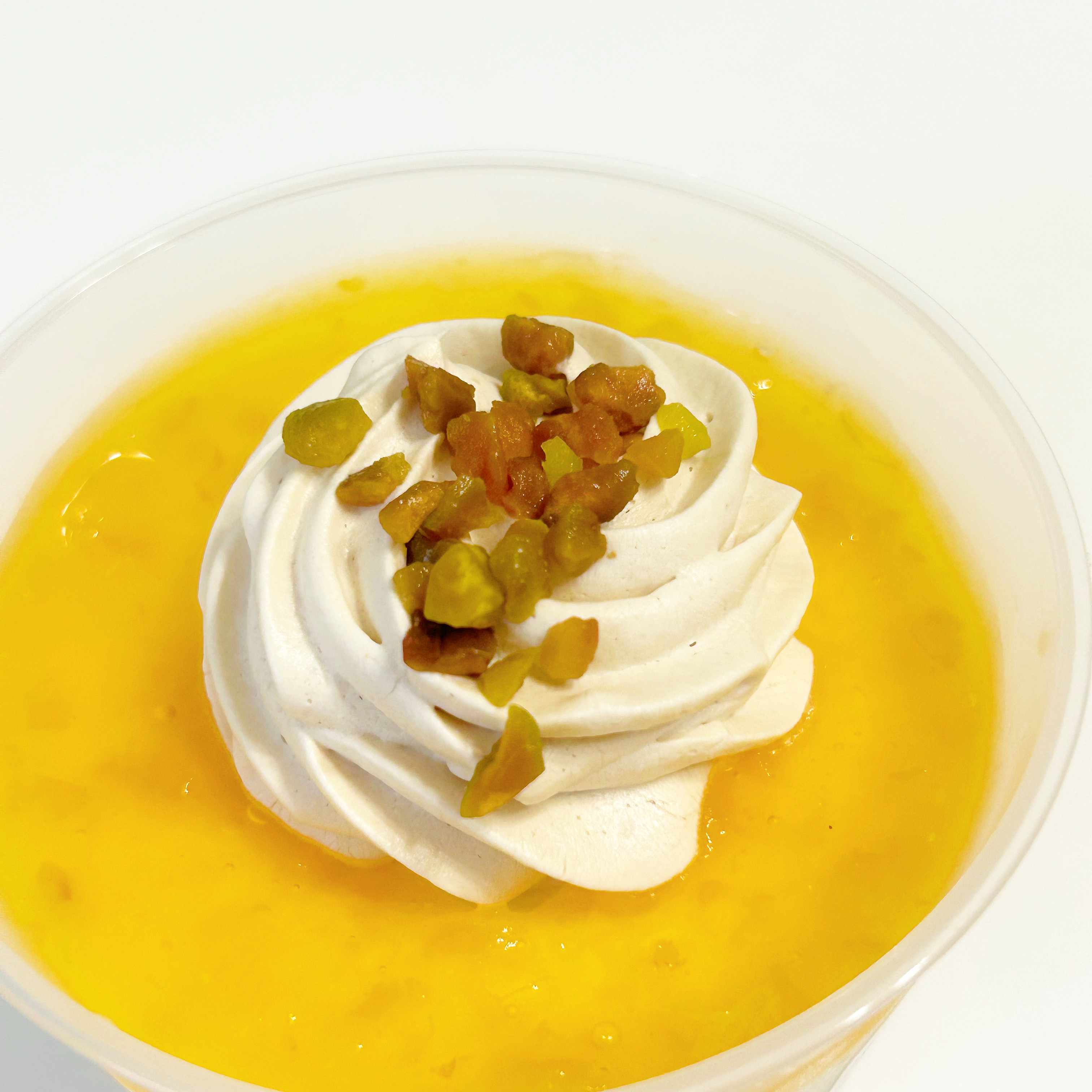 FamilyMart（ファミリーマート）のおすすめスイーツ「［ブルーグリーン］植物生まれのレアチーズケーキ」