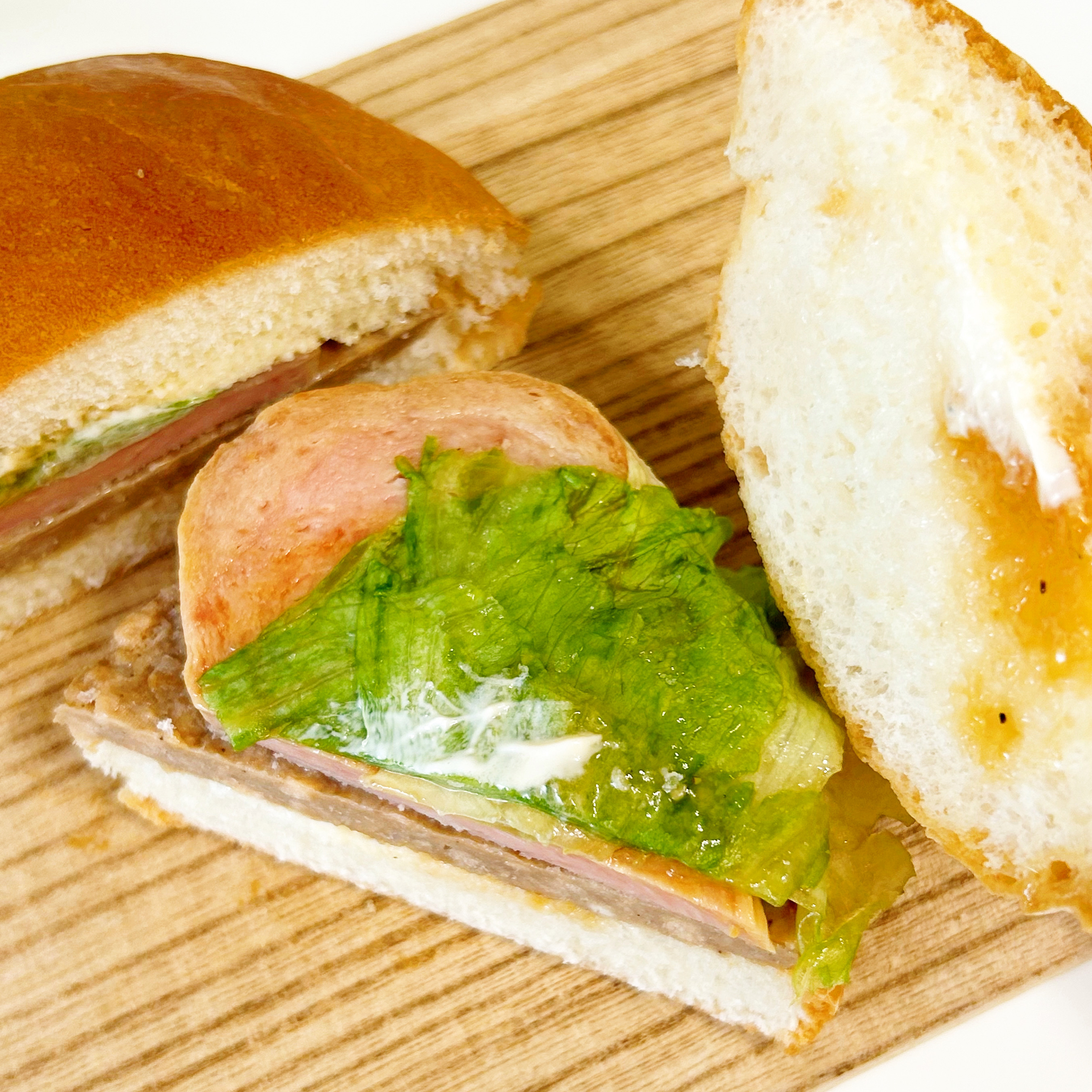 FamilyMart（ファミリーマート）のおすすめハンバーガー「【ハワイのおいしさ大集合】SPAM®バーガー」