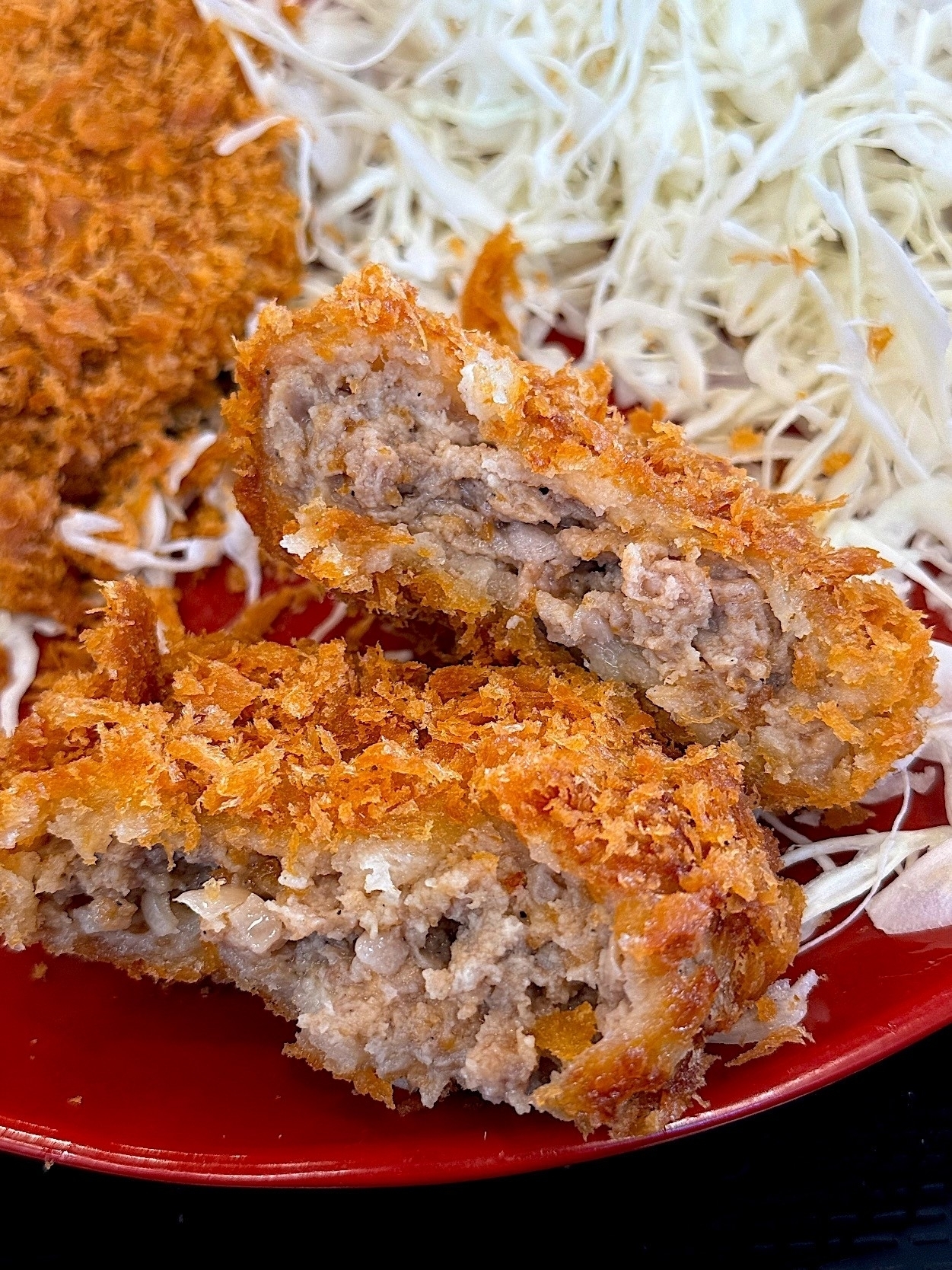 かつやのおすすめがっつりカツ定食「メンチカツ定食」