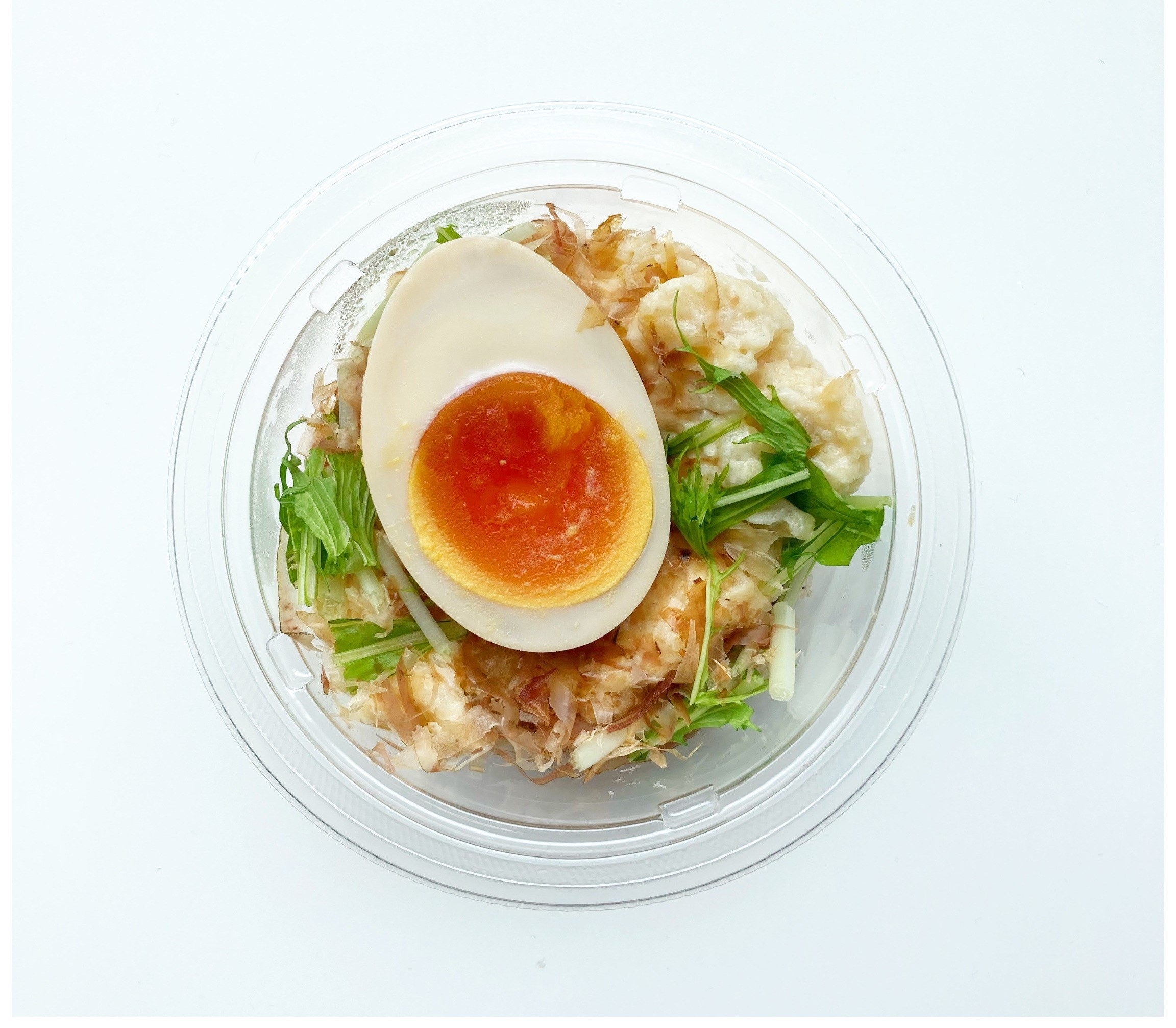 セブン-イレブンのおすすめフード「和風ぽてとさらだ 半熟煮玉子のせ」