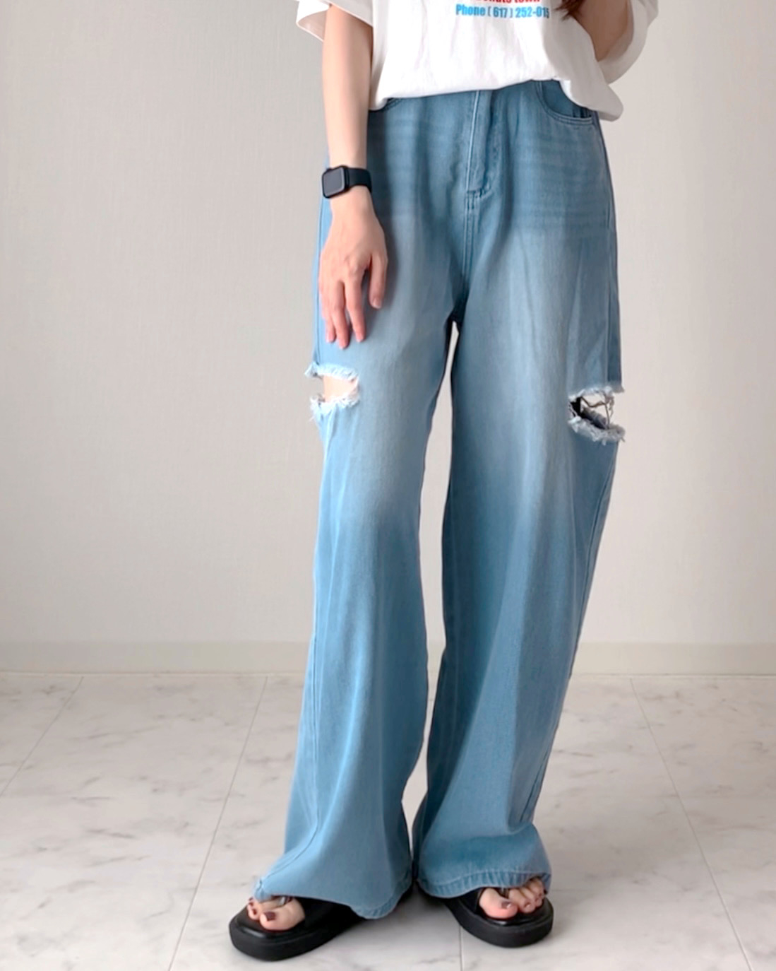 しまむらのおすすめファッションアイテム「TT*サイドカットデニムP」