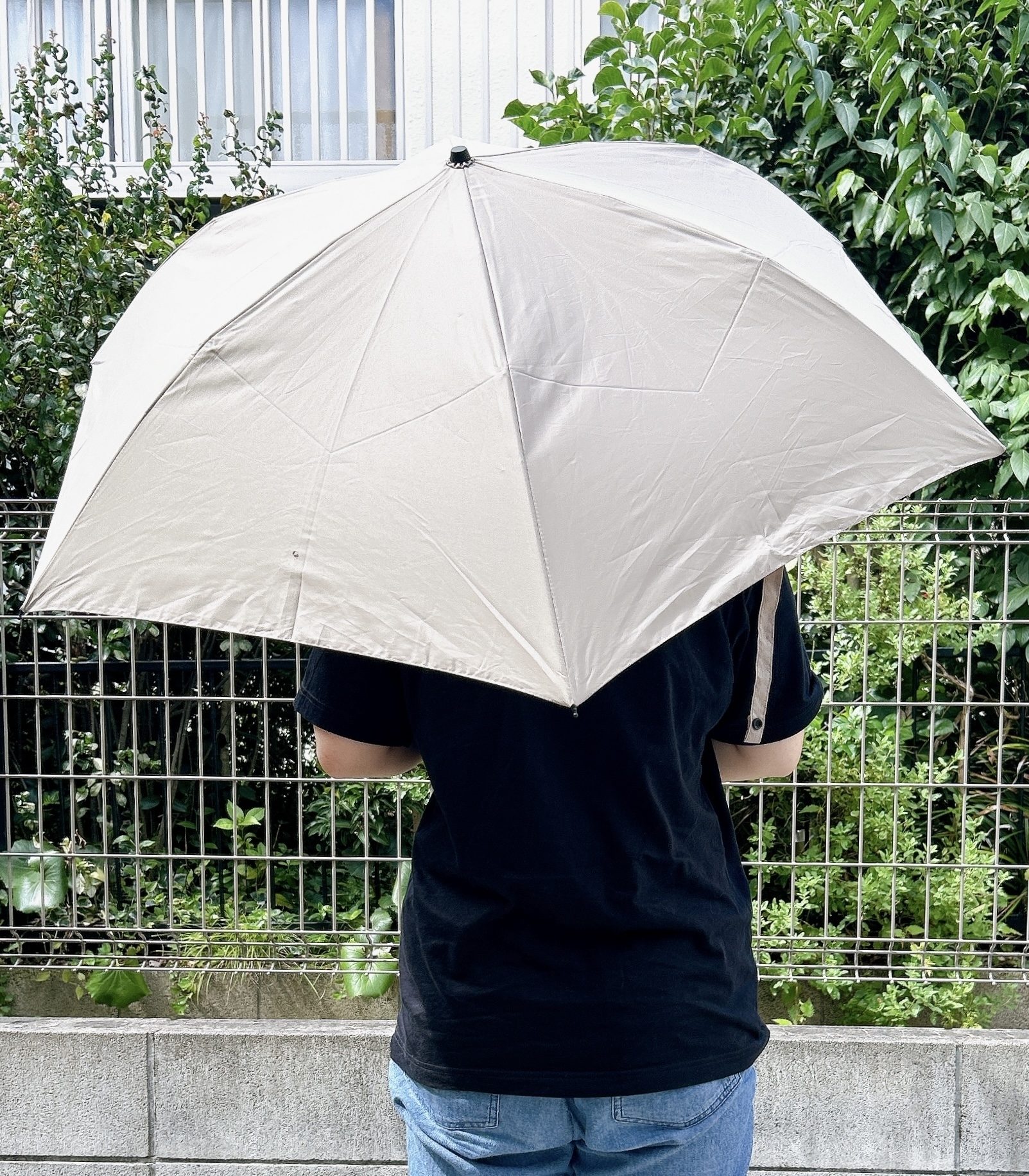 無印良品のおすすめ生活雑貨「晴雨兼用 2通りにたためる 折りたたみ傘」