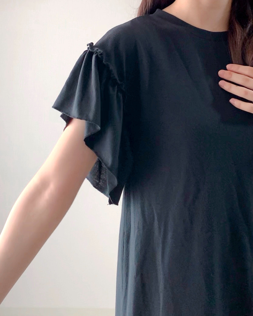 しまむらのおすすめアイテム「TT*ソデフリルフレンチOP」