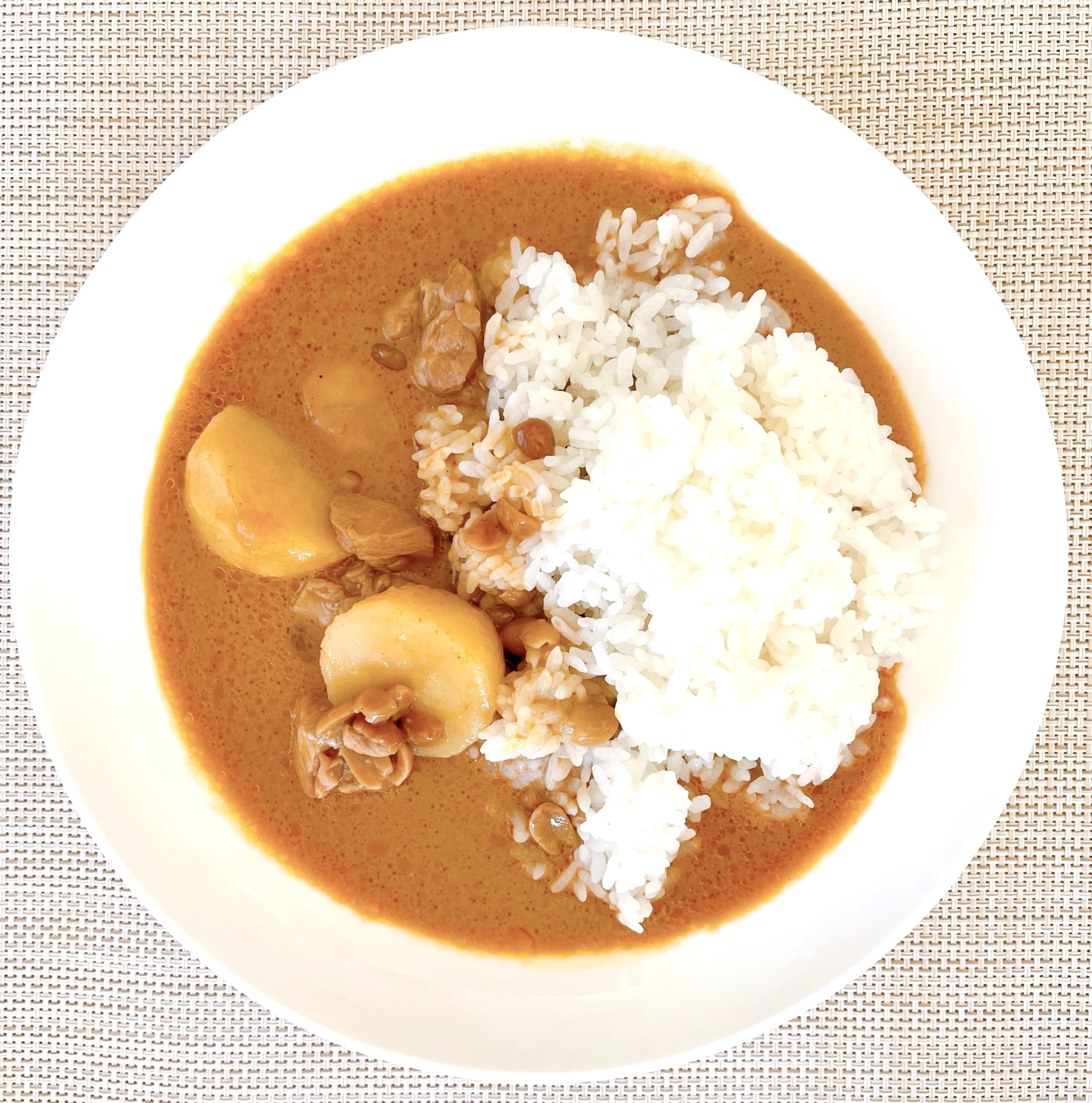 ★★無印良品の人気レトルト食品「素材を生かしたカレー マッサマン」おいしいものを手軽につくれて時短にオススメ