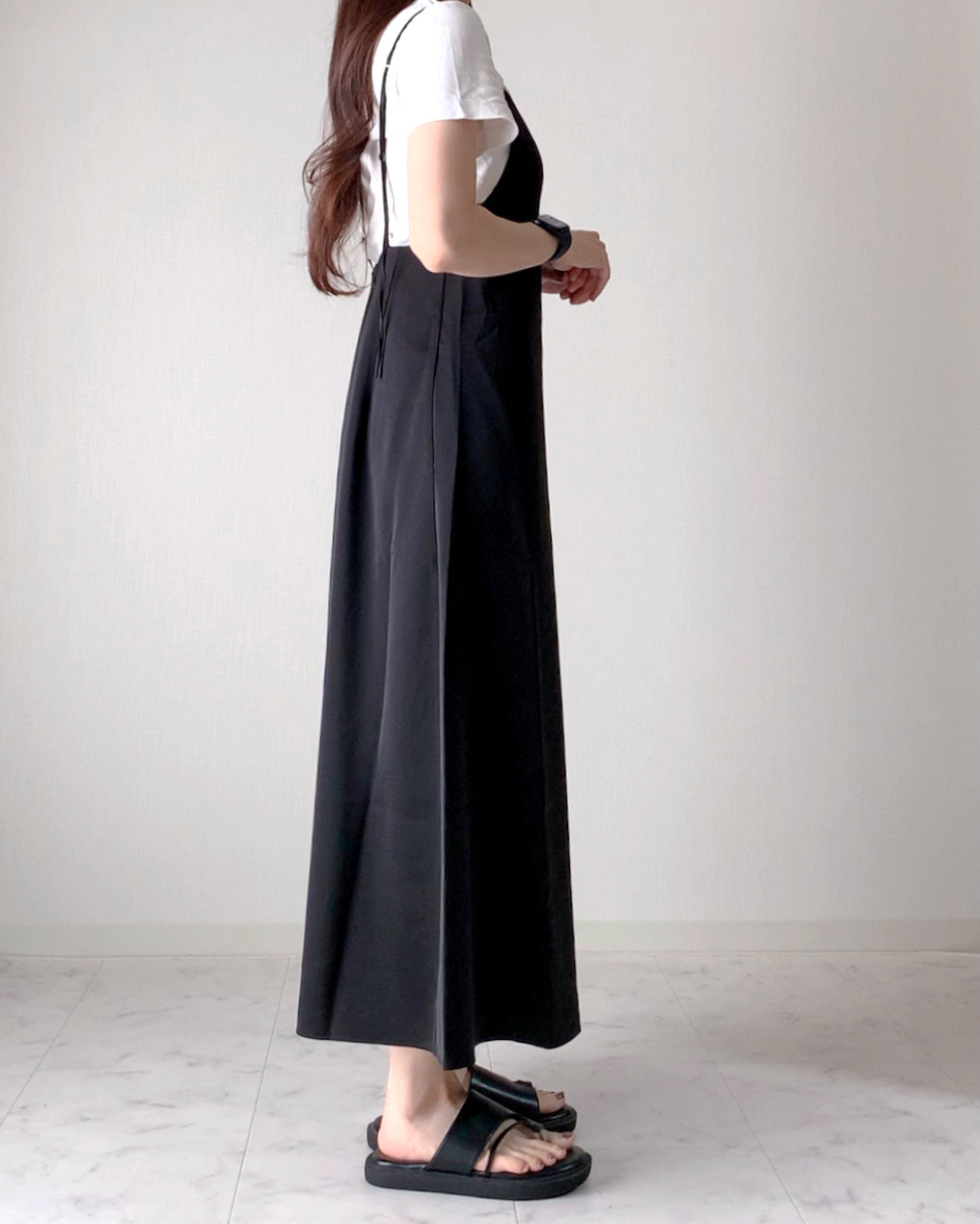 GU(ジーユー)のおすすめファッションアイテム「サテンキャミソールワンピース+E」