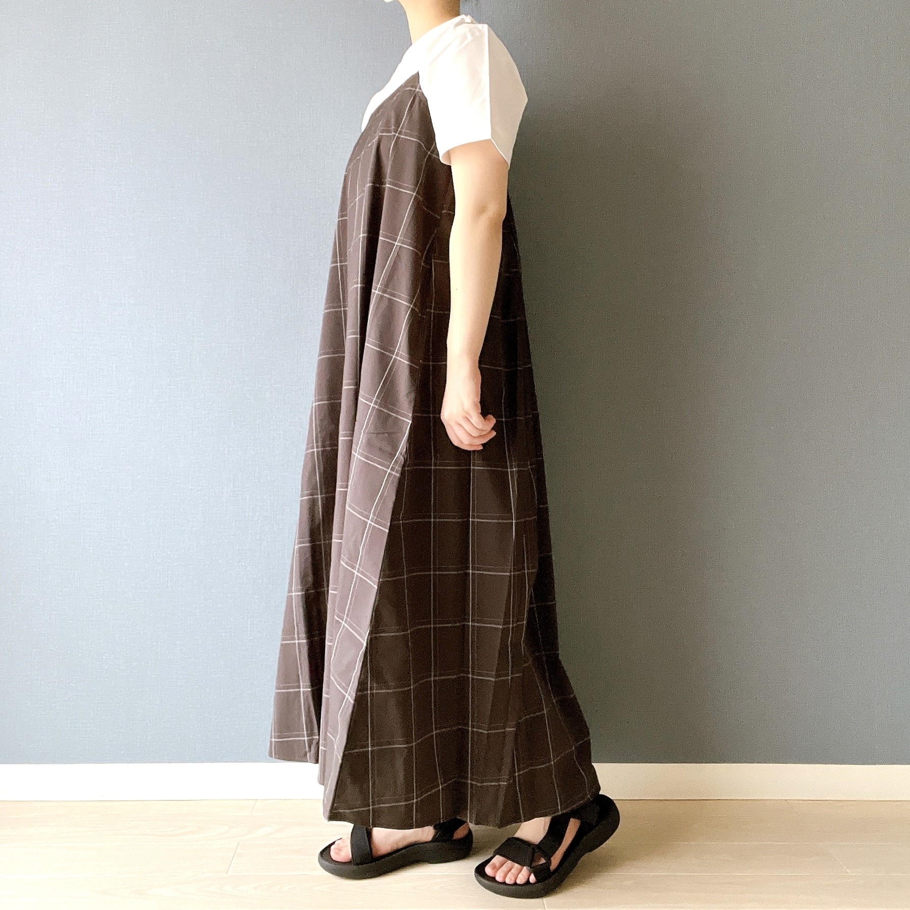 無印良品のオススメのワンピース「婦人 乾きやすいブロード キャミソールワンピース」