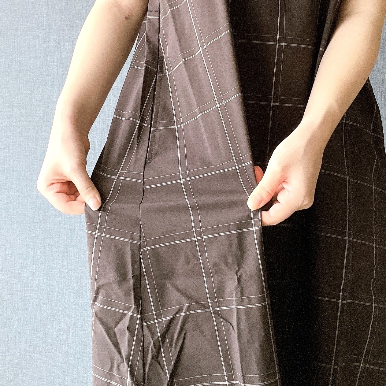 無印良品のオススメのワンピース「婦人 乾きやすいブロード キャミソールワンピース」