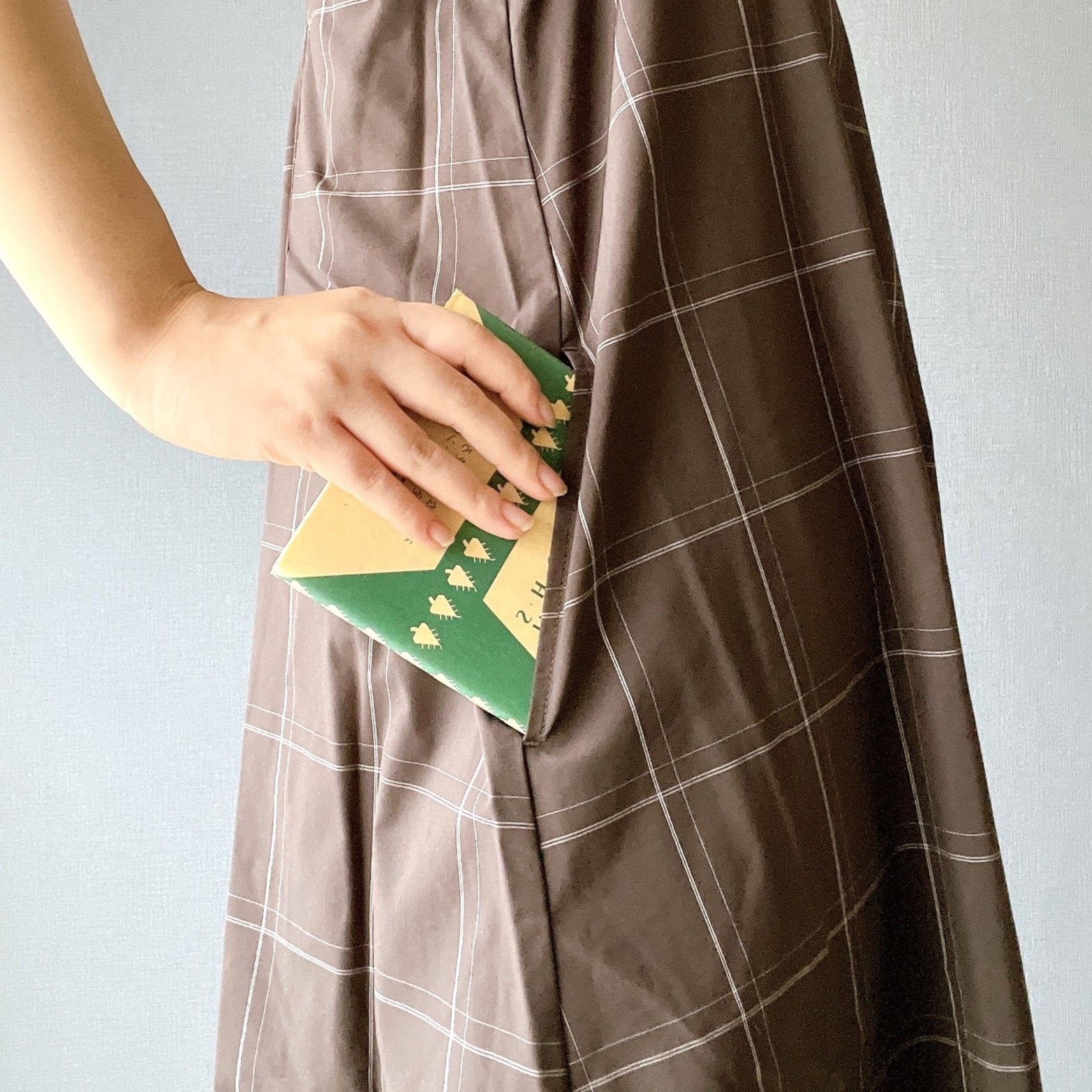 無印良品のオススメのワンピース「婦人 乾きやすいブロード キャミソールワンピース」