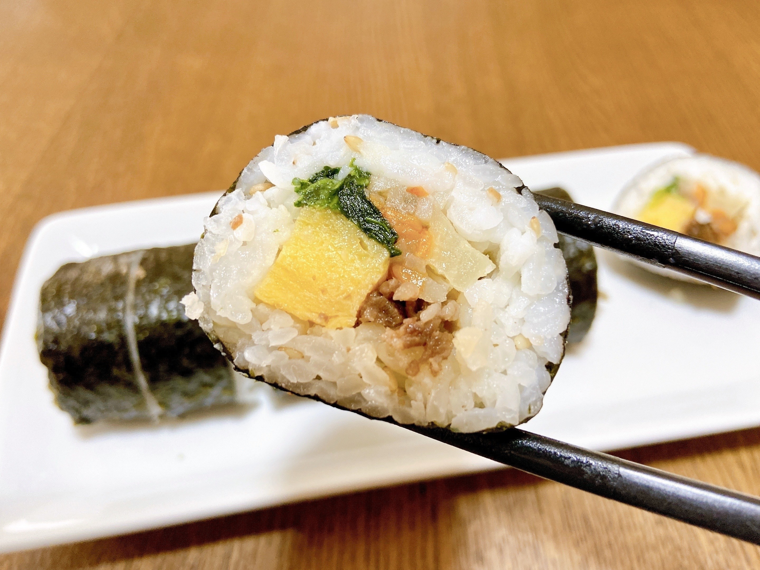 ★無印良品の「キンパ（韓国風のりまき）」がワンコインなのに具沢山でおいしい！