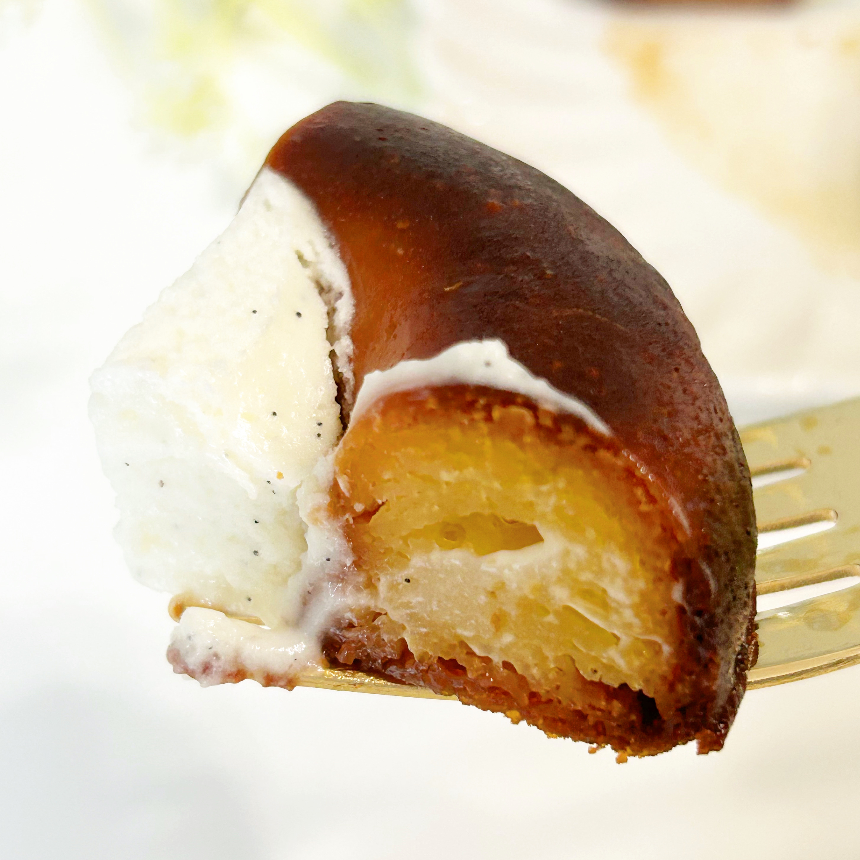 FamilyMart（ファミリーマート）のおすすめスイーツ「生カヌレケーキ」