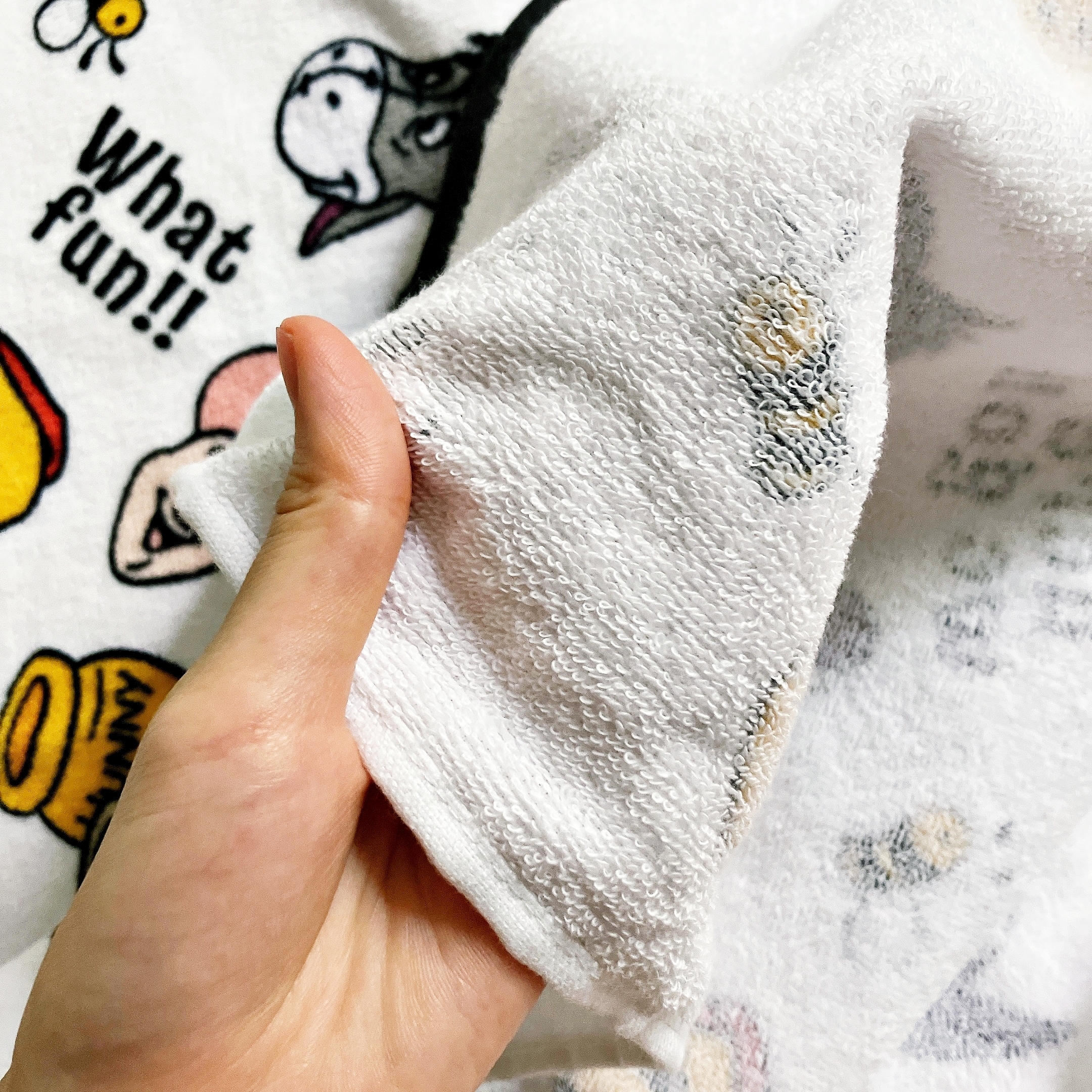 ディズニーランドのおすすめお土産「フェイスタオルロング くまのプーさん」