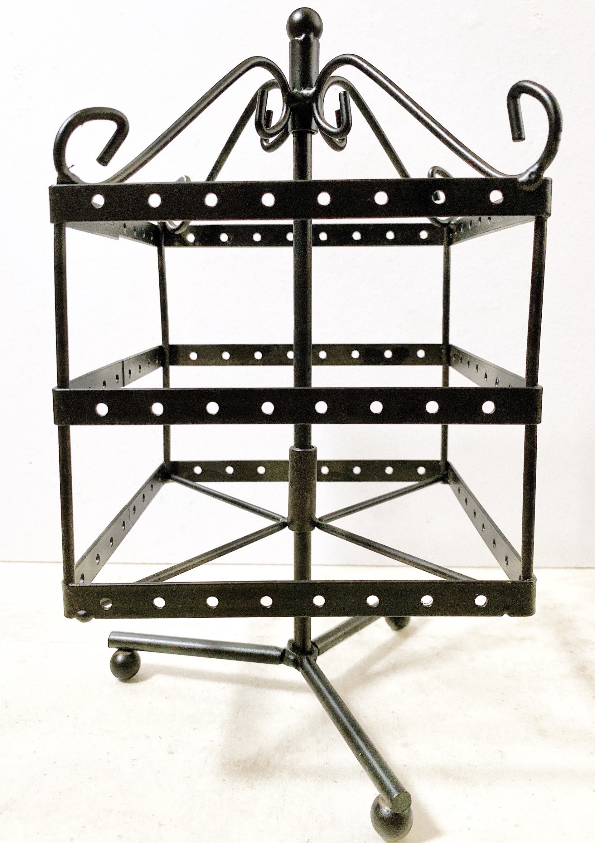 フライングタイガーのおすすめガーリーアイテム「ジュエリースタンド」