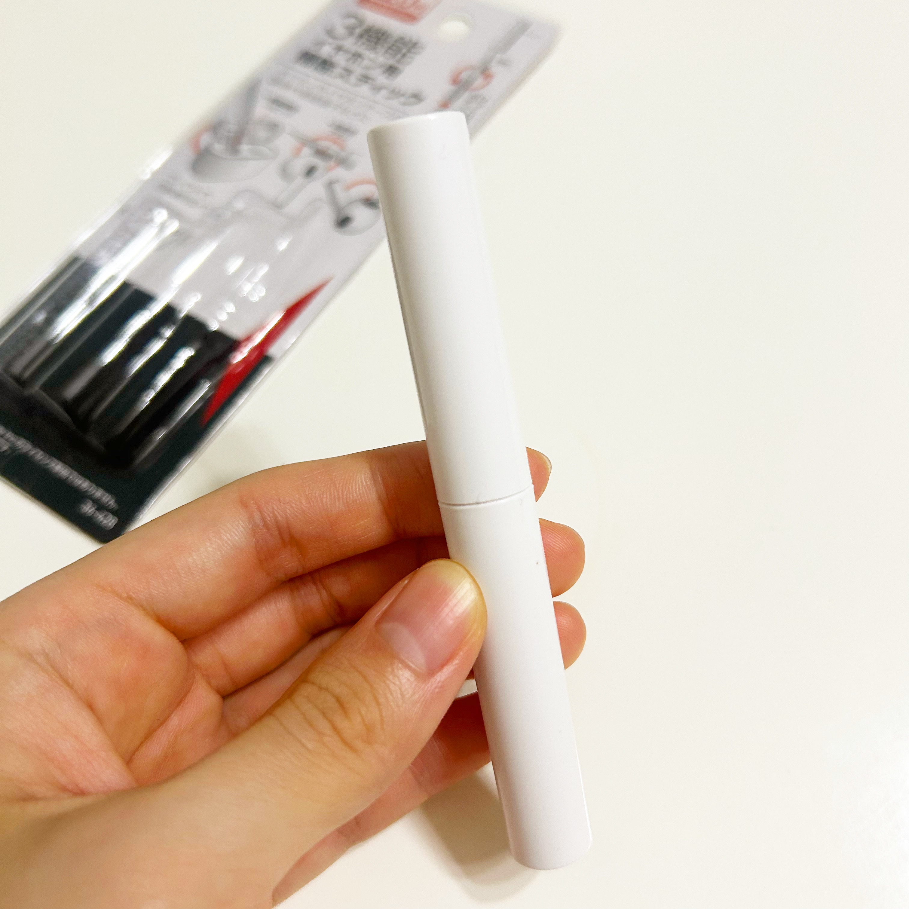 CanDo(キャンドゥ)のお掃除アイテム「3機能イヤホン用掃除スティック」