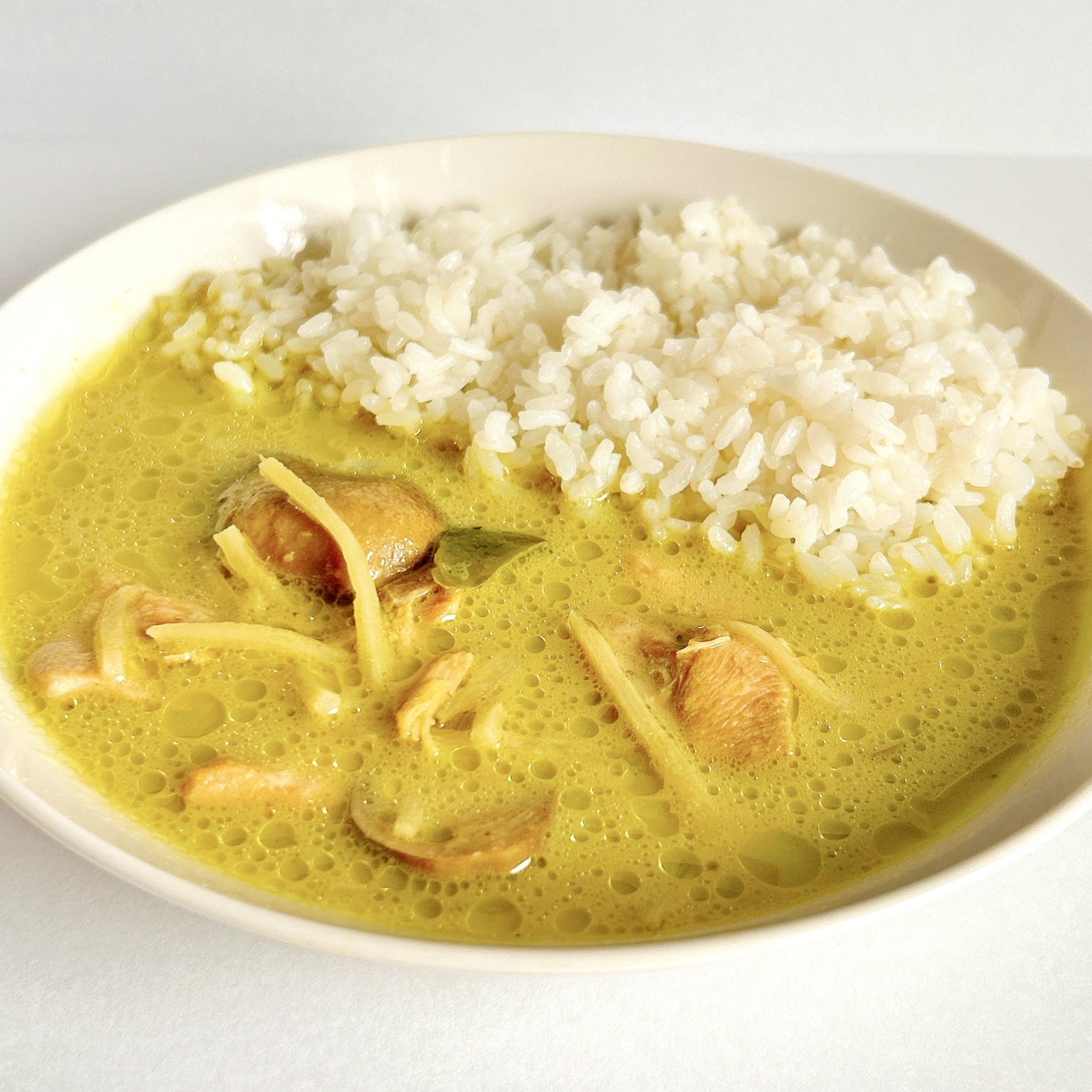 無印良品のオススメのカレー「素材を生かした 辛くない グリーンカレー」