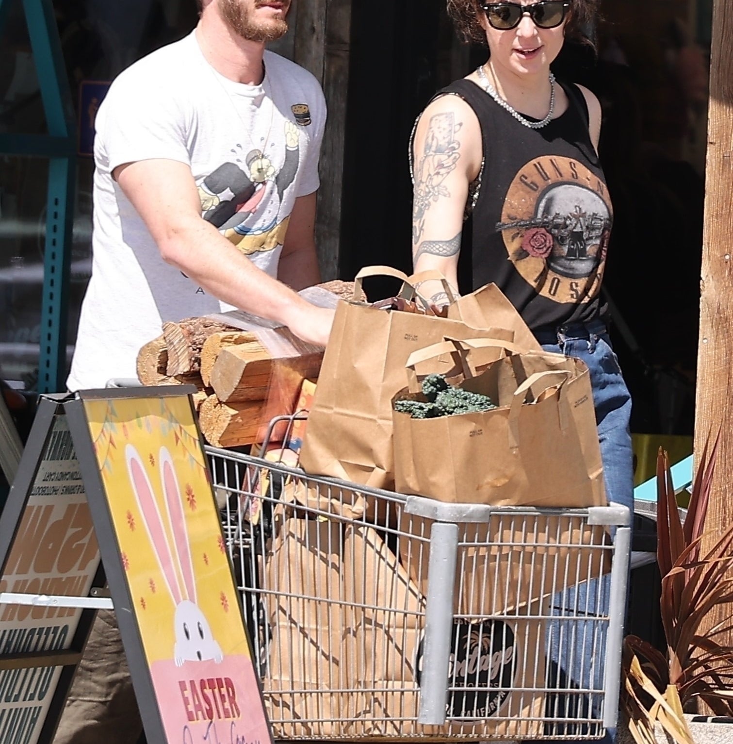 Andrew Garfield and Kate Tomas