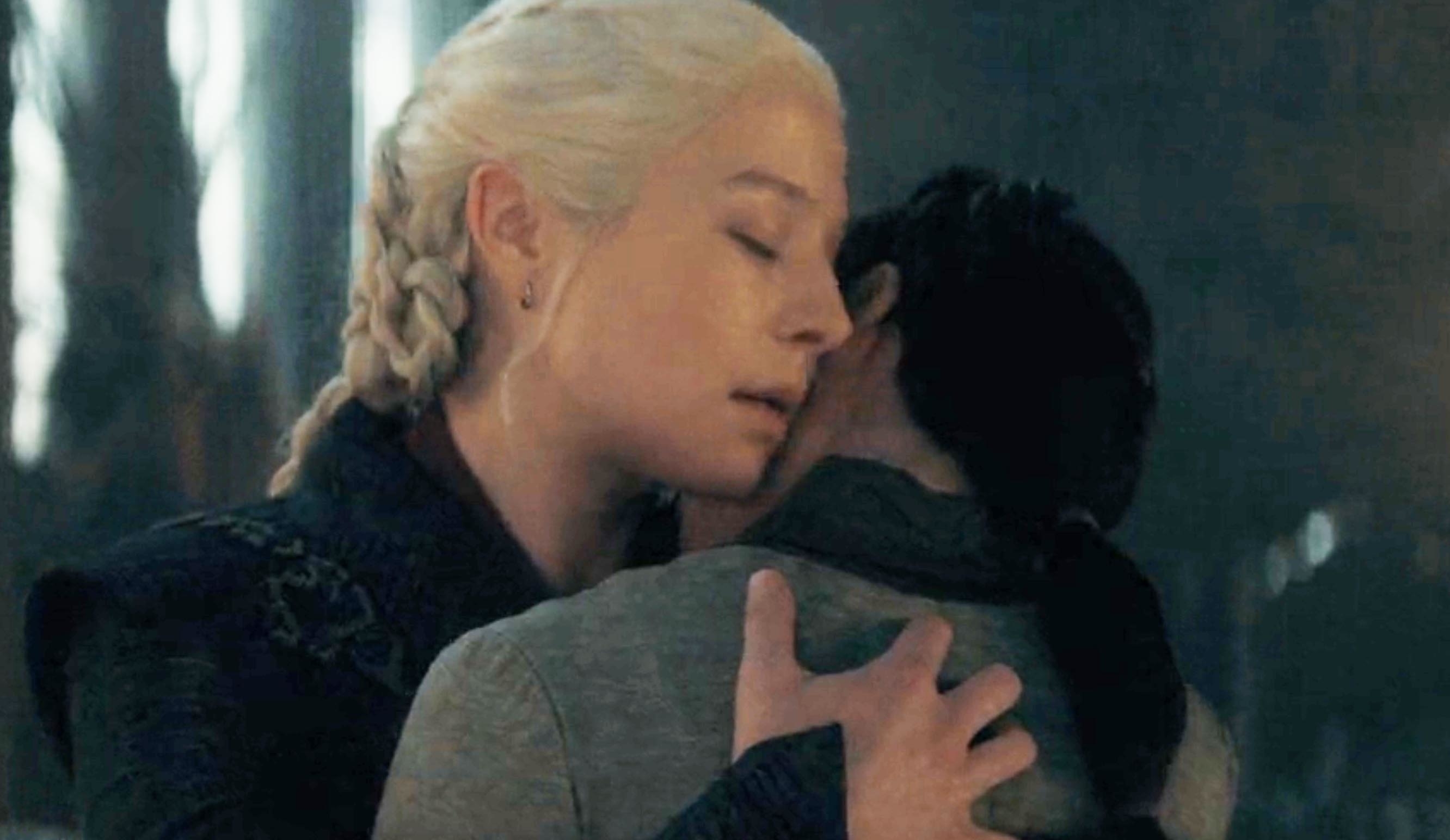 Rhaenyra and Mysaria hugging