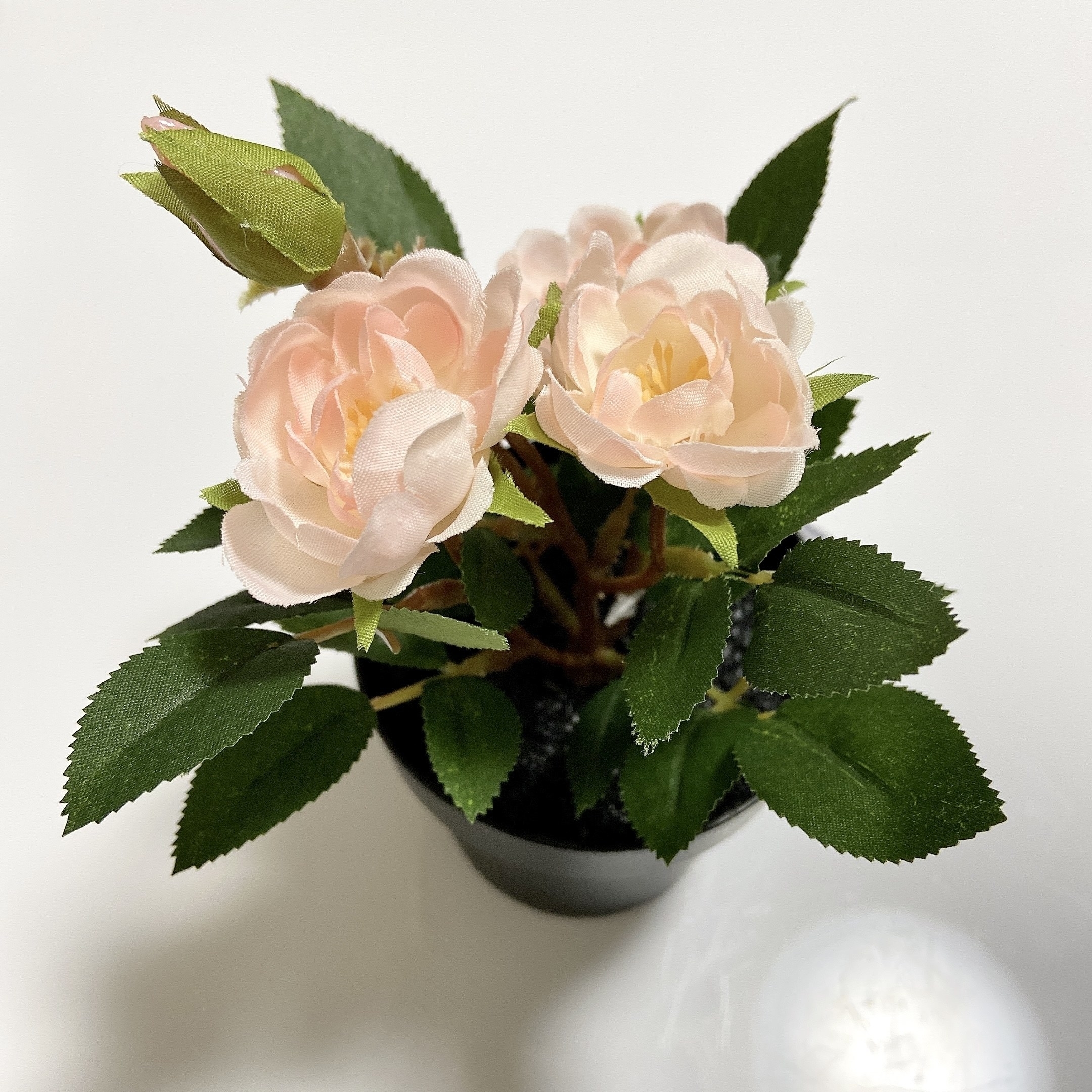 イケアのおすすめアイテム「FEJKA フェイカ人工観葉植物, 室内/屋外用/バラ ピンク」